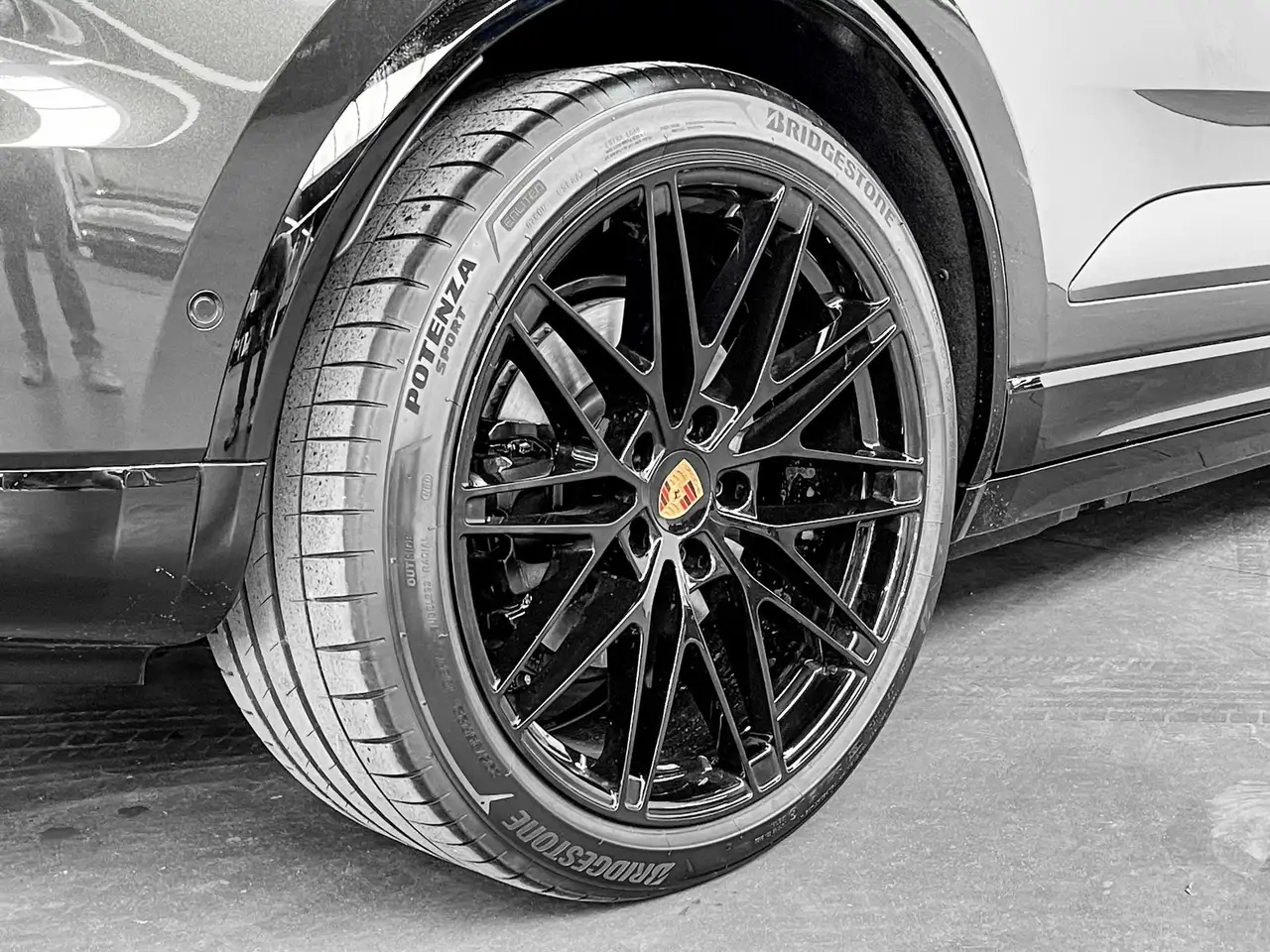 Porsche Macan 100 kWh SPORT DESIGN Pack / Pano / Bose Sound / Trekhaak /, миниатюра 9