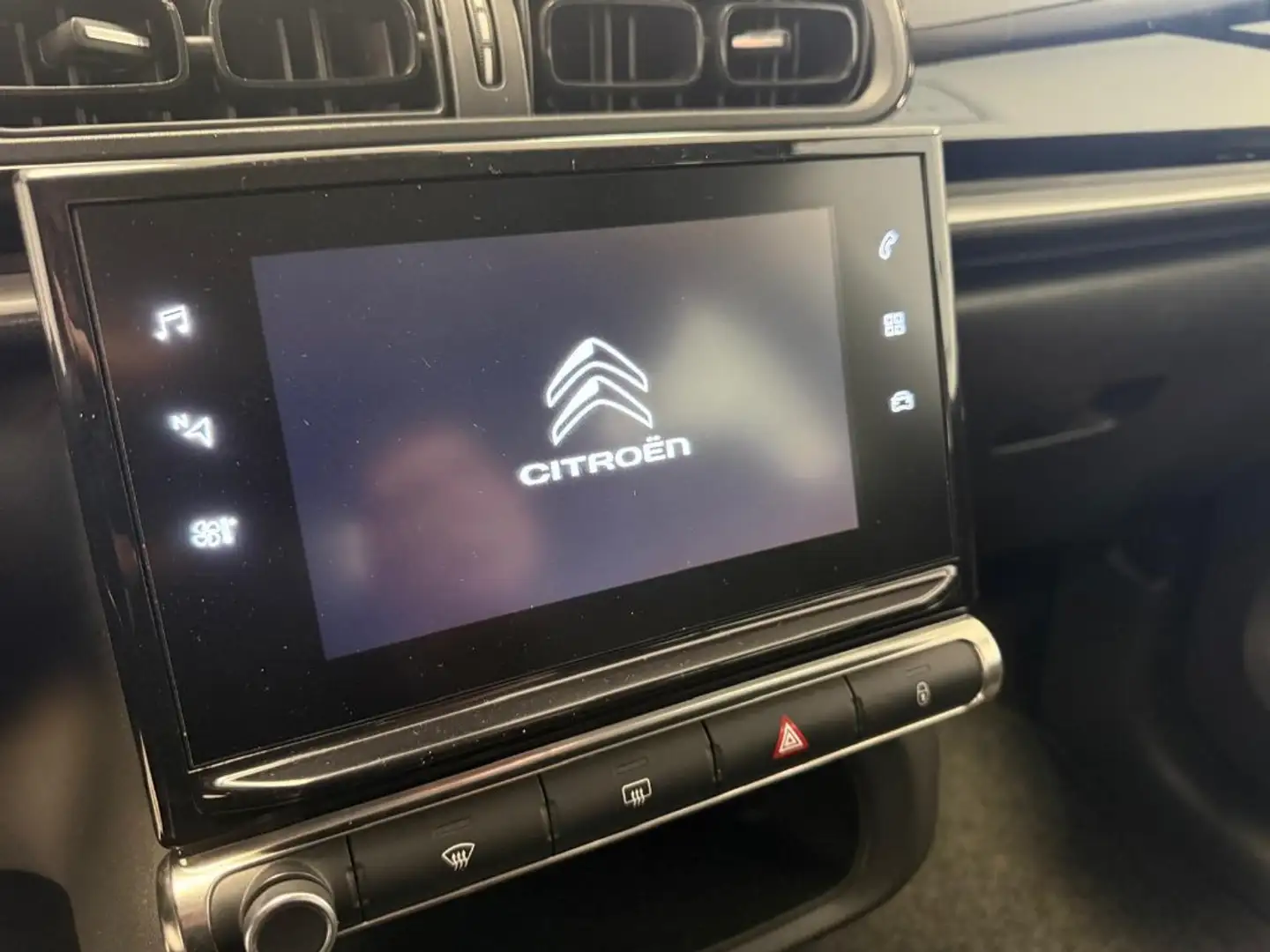 Citroen C3 III 2017 1.2 puretech Feel Pack s&s 83cv Bronze - 2