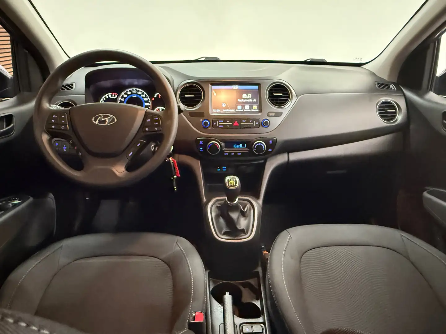 Hyundai i10 1.0i Go! 2017 | Navigatie | Cruise Control | Airco Bleu - 2