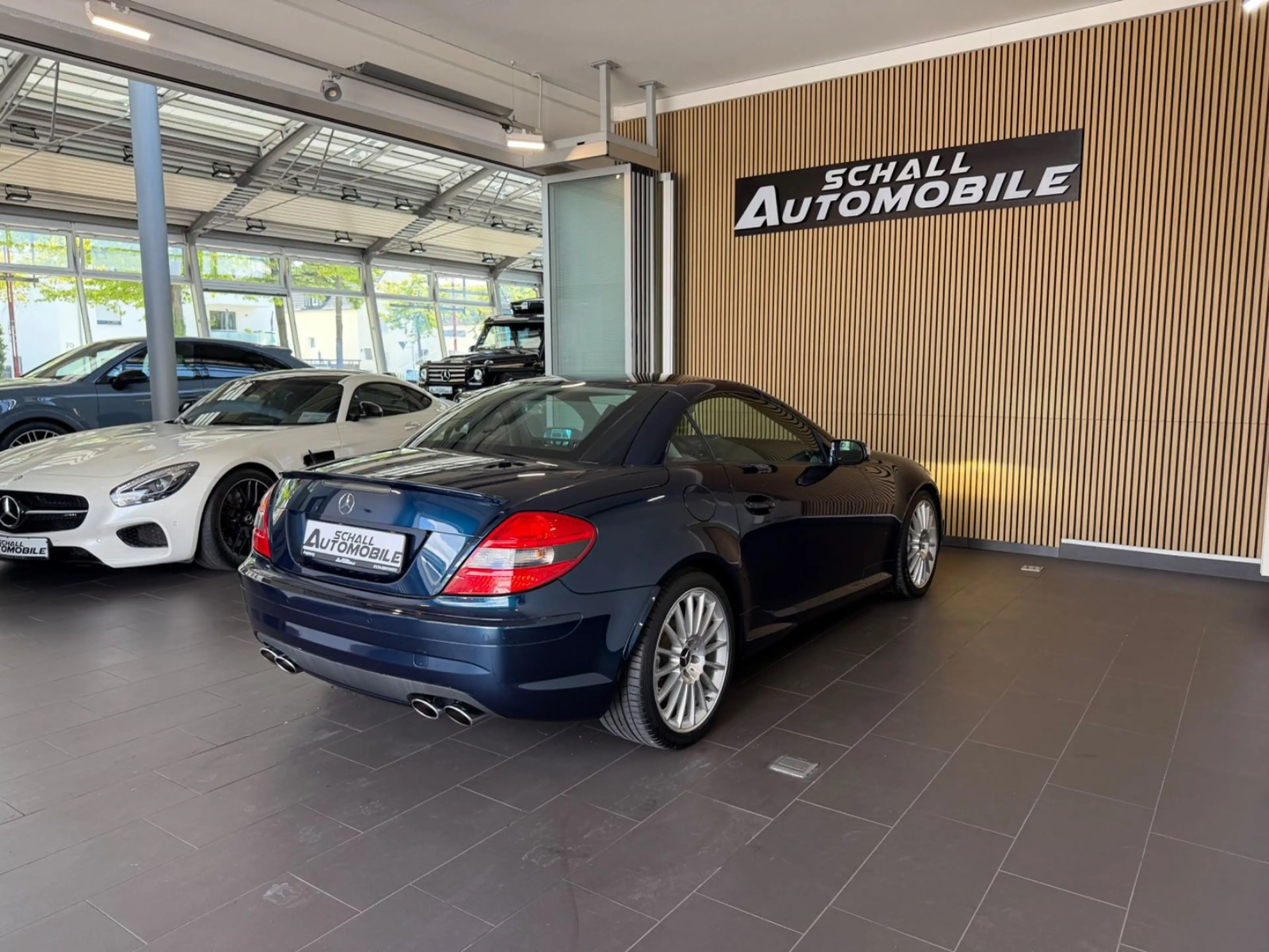 Mercedes-Benz SLK 55 AMG Roadster *MEMORY/BI-XENON/PDC/H&K/SHZ — photo 8