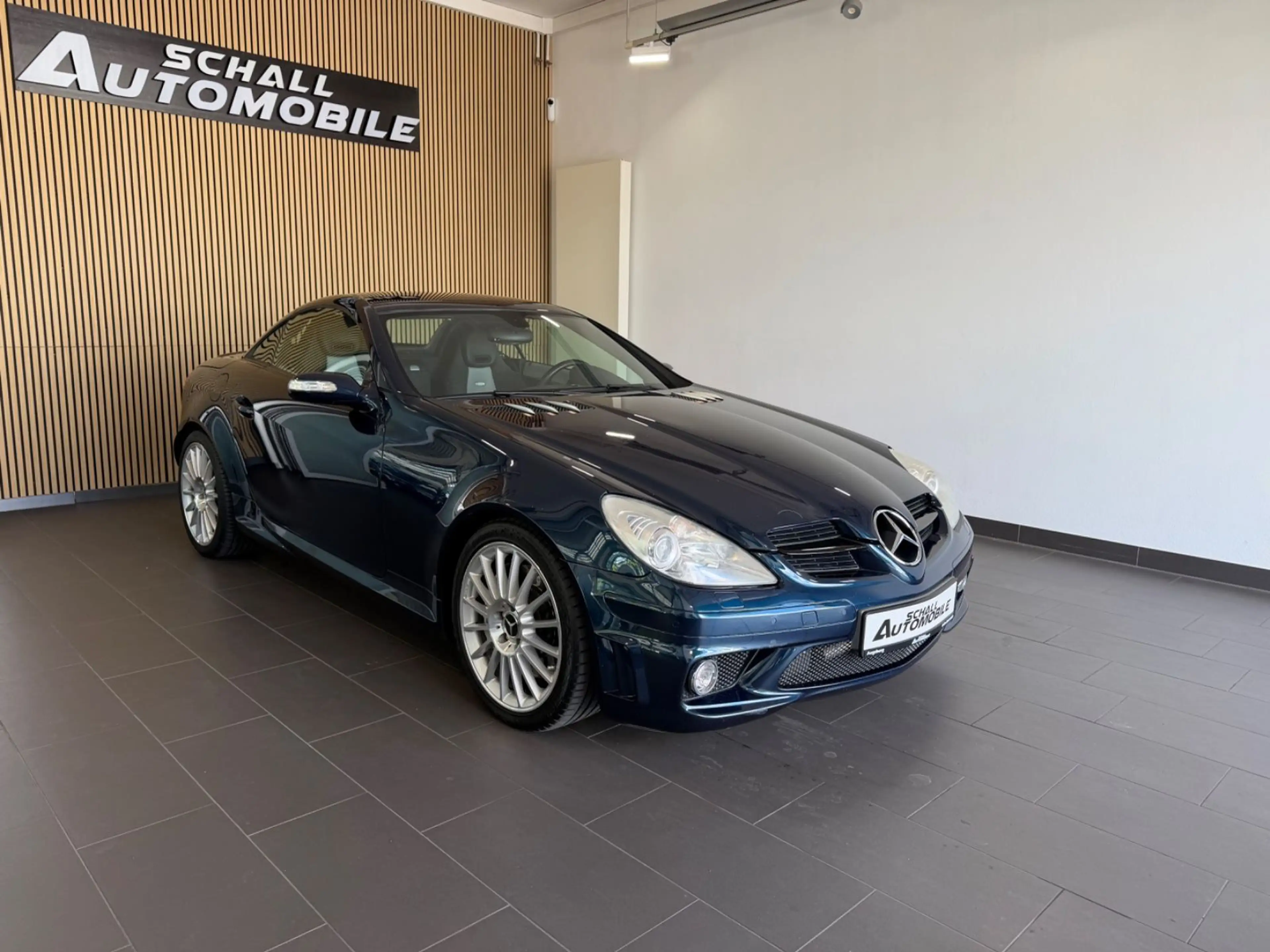 Mercedes-Benz SLK 55 AMG Roadster *MEMORY/BI-XENON/PDC/H&K/SHZ — photo 3