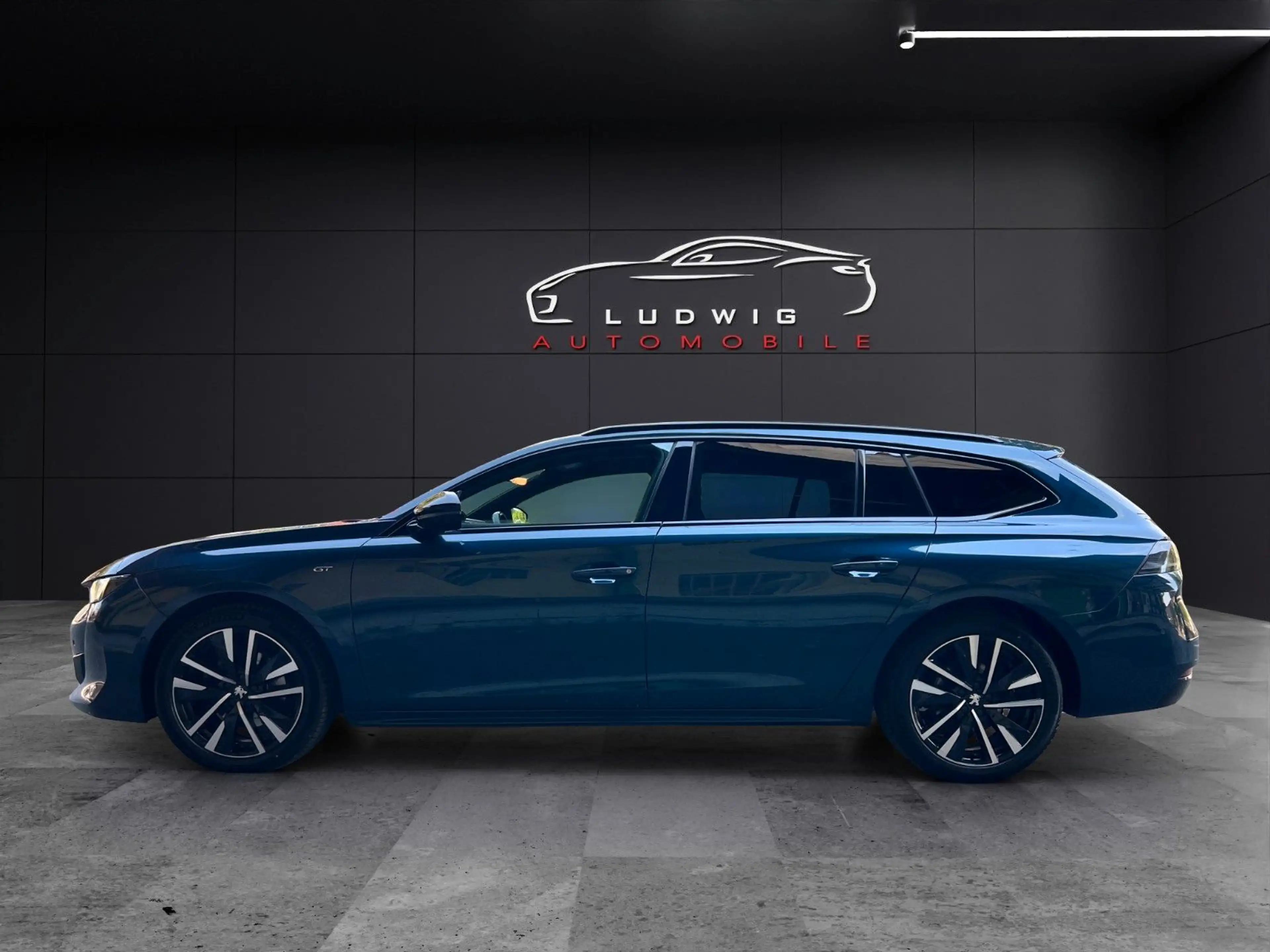 Peugeot 508 SW GT / 360 KAMERA / AUTOMATIK / KOMBI /TOP — photo 4
