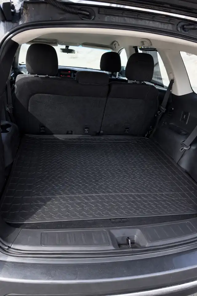 Nissan Pathfinder снимка Nissan Pathfinder