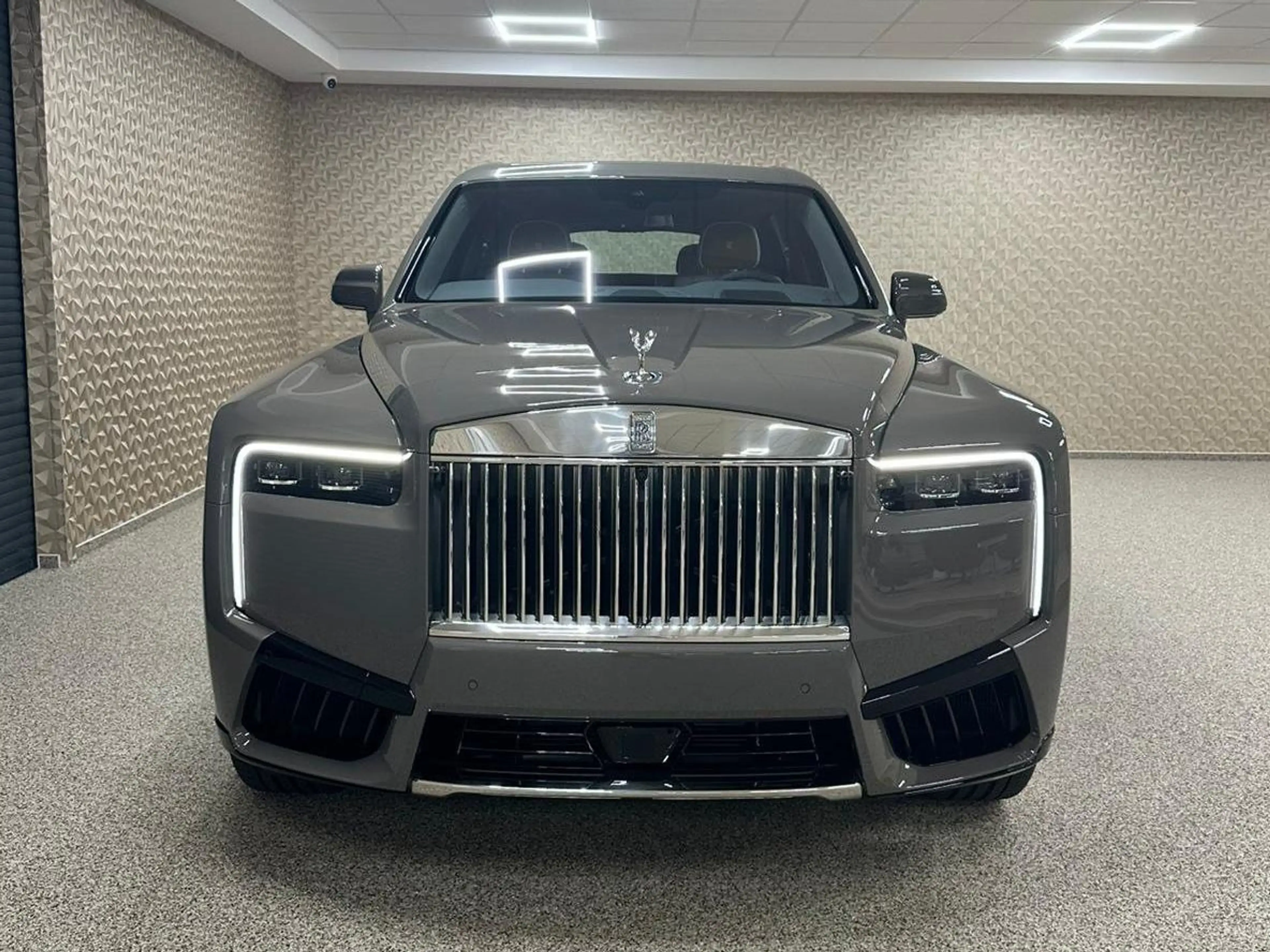 Rolls-Royce Cullinan — photo 6