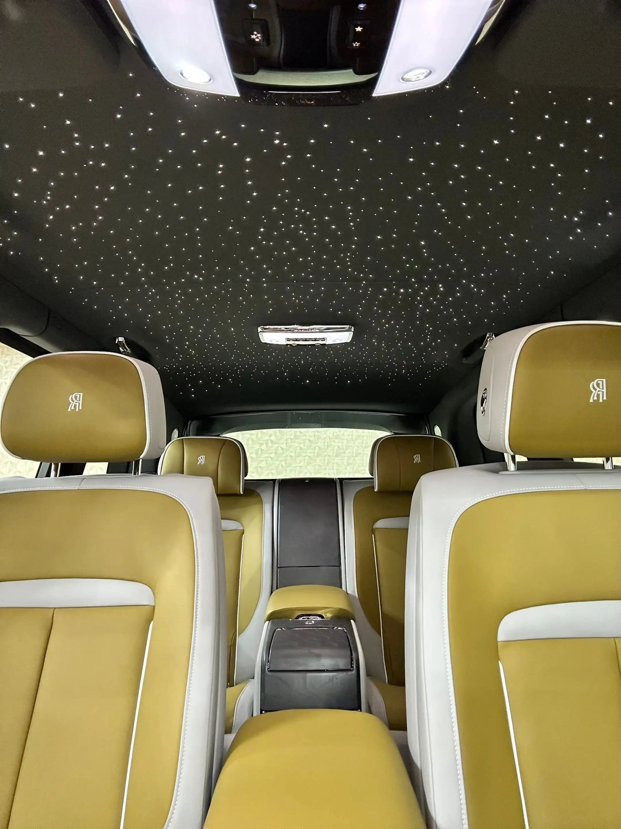 Rolls-Royce Cullinan — photo 14