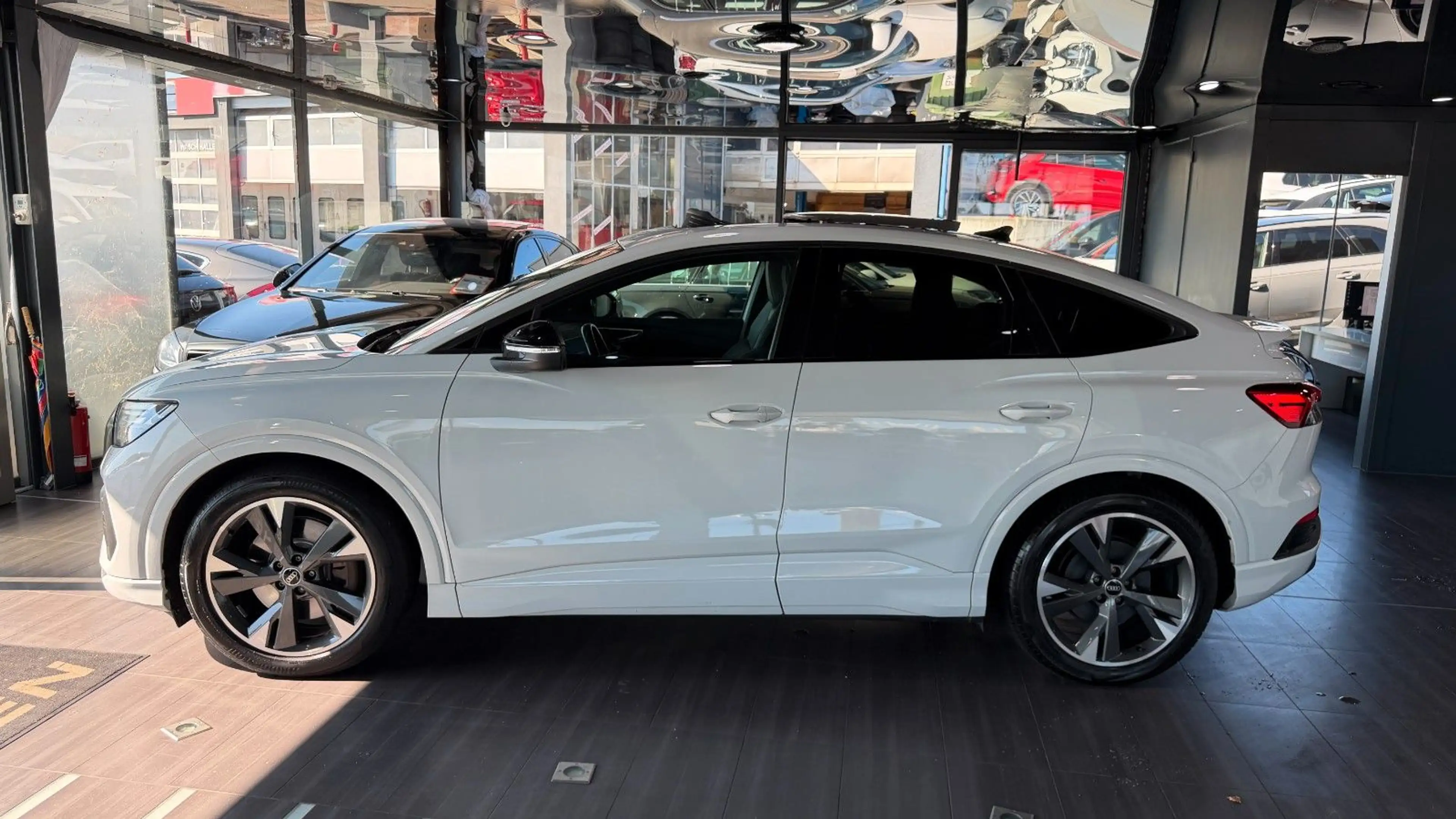 Audi Q4 e-tron e-tron Sportback 50 S-Line*Quattro*Pano*Kamer — photo 9