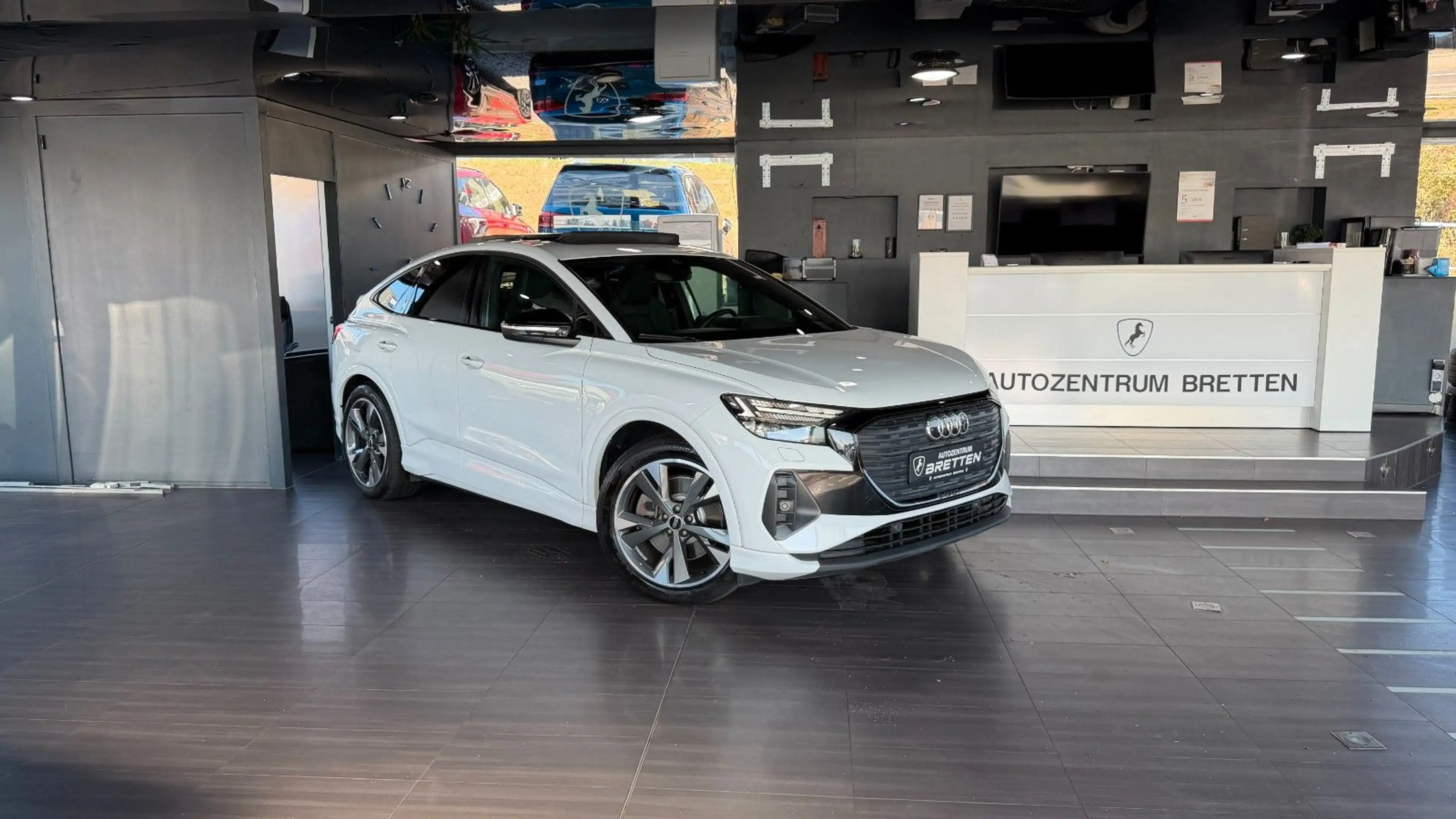 Audi Q4 e-tron e-tron Sportback 50 S-Line*Quattro*Pano*Kamer — photo 2