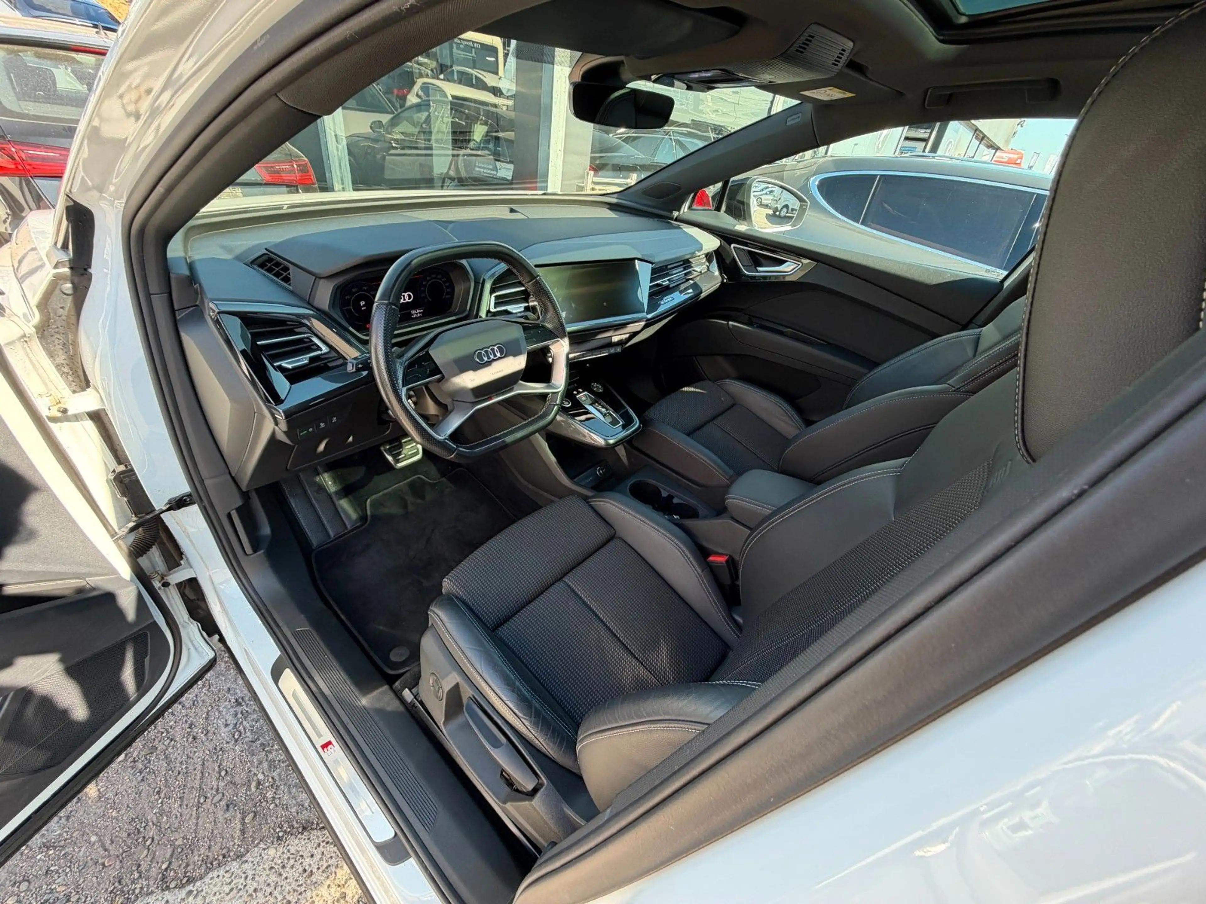 Audi Q4 e-tron e-tron Sportback 50 S-Line*Quattro*Pano*Kamer — photo 14