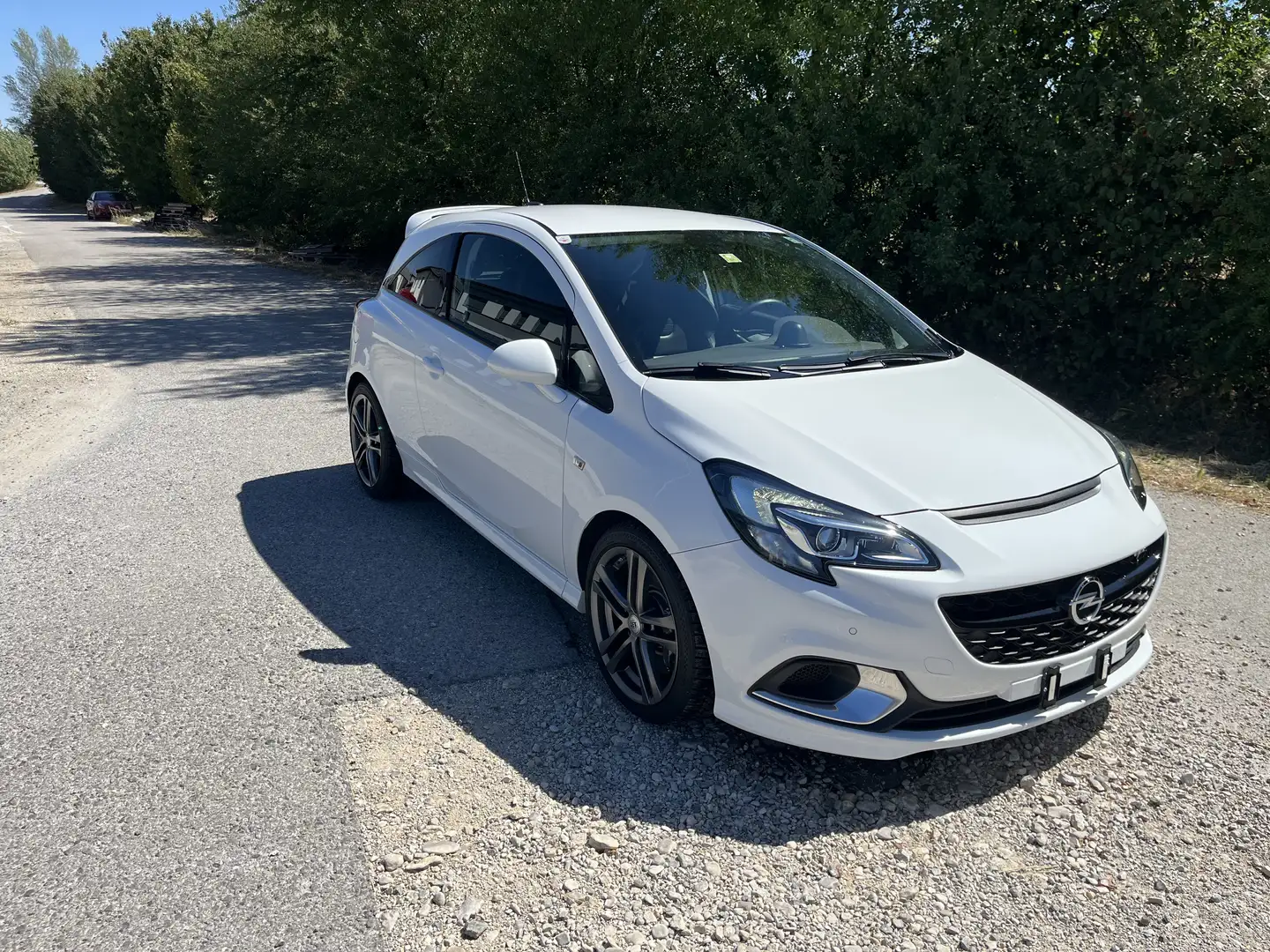 Opel Corsa-e Corsa OPC 1,6 Turbo Ecotec Weiß - 2