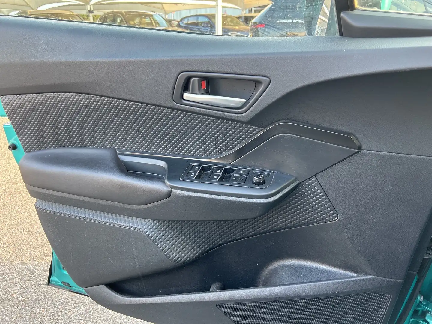 Toyota C-HR 1.8h Active 2wd e-cvt Blu/Azzurro - 2
