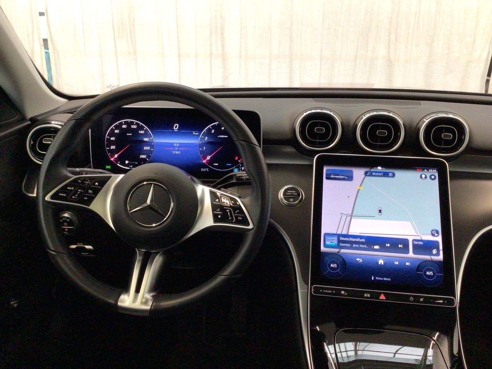 Mercedes-Benz C 200