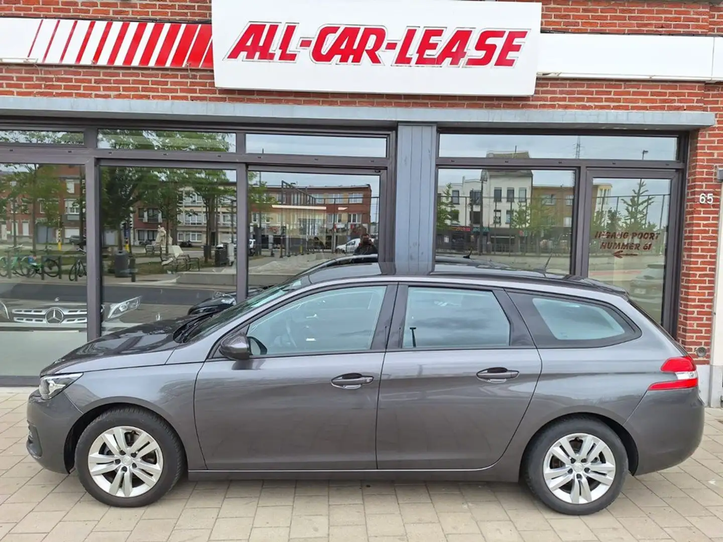 Peugeot 308 Peugeot 308 SW Active 1.2 Pure Tech/ 3D GPS/ airc Plateado - 1