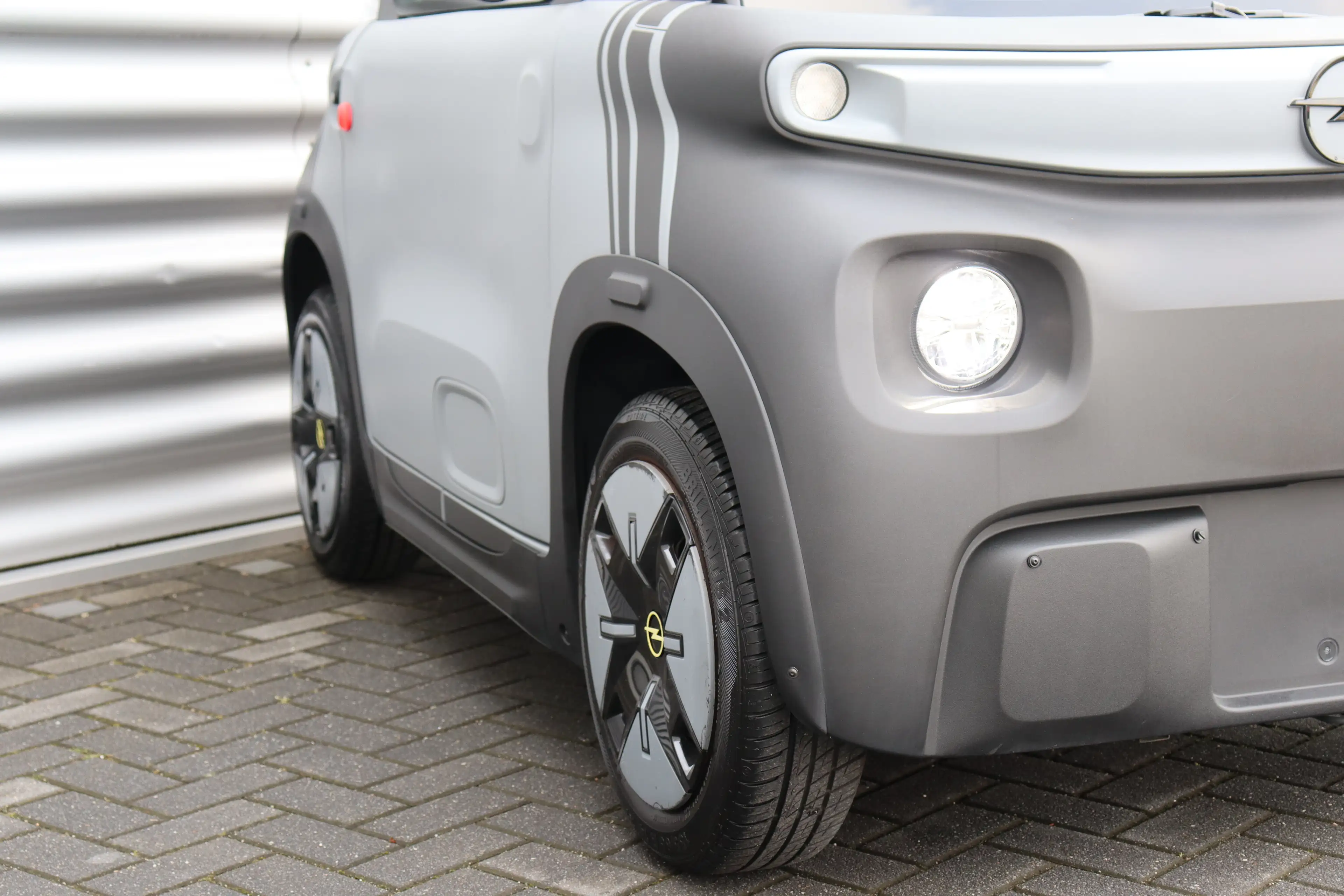 Opel Rocks-e Brommobiel KLUB / PANO / FULL-LED !! — photo 12