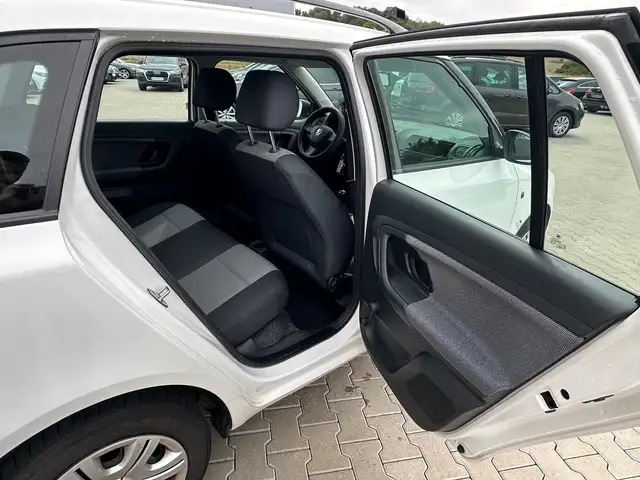 Skoda Fabia view 10