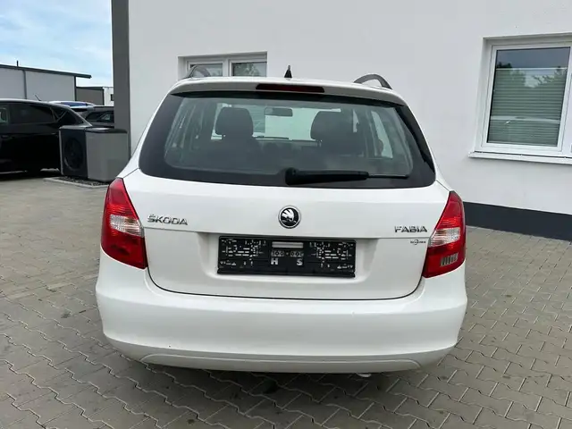 Skoda Fabia view 8