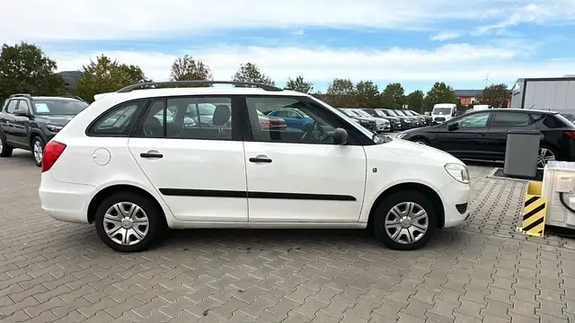Skoda Fabia view 13