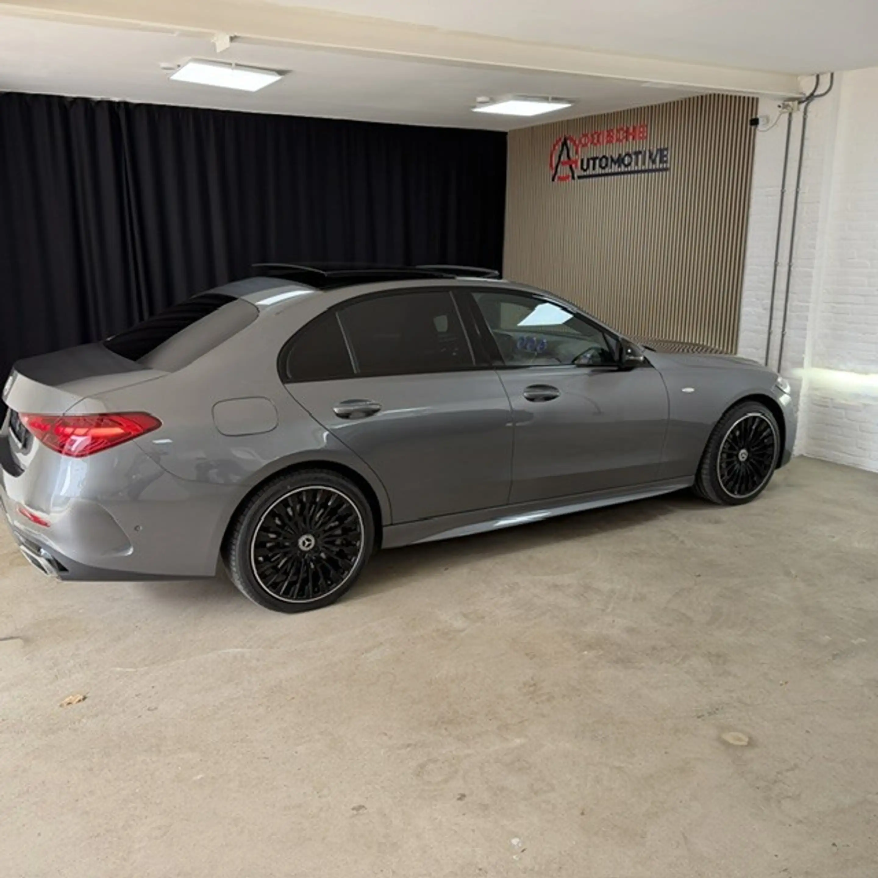 Mercedes-Benz C 300 e star Edition AMG Line Plus — photo 8