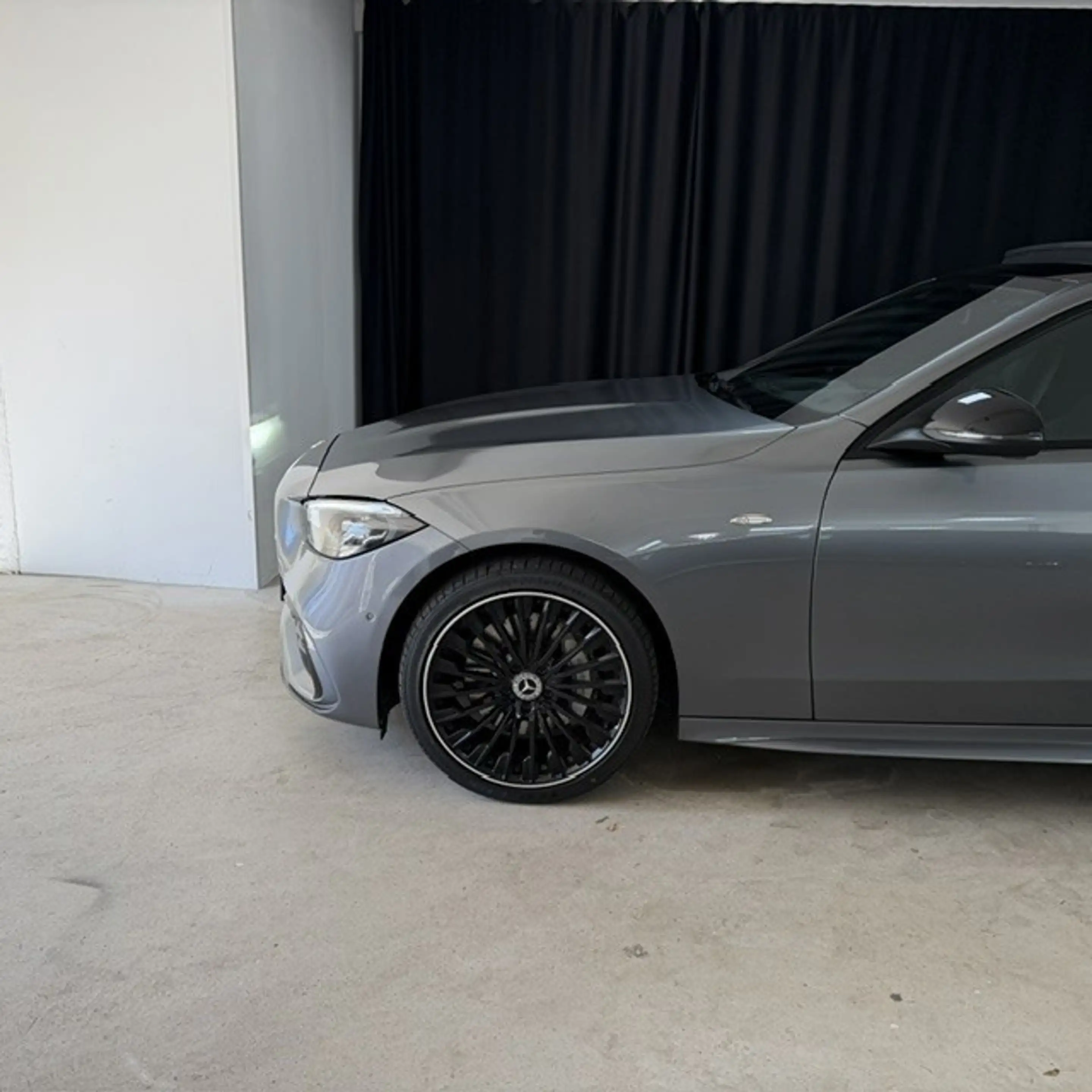 Mercedes-Benz C 300 e star Edition AMG Line Plus — photo 5