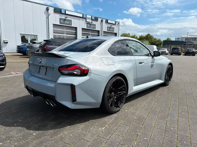 BMW M2 view 6