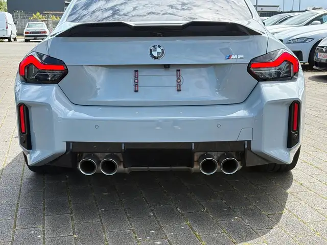 BMW M2 view 7