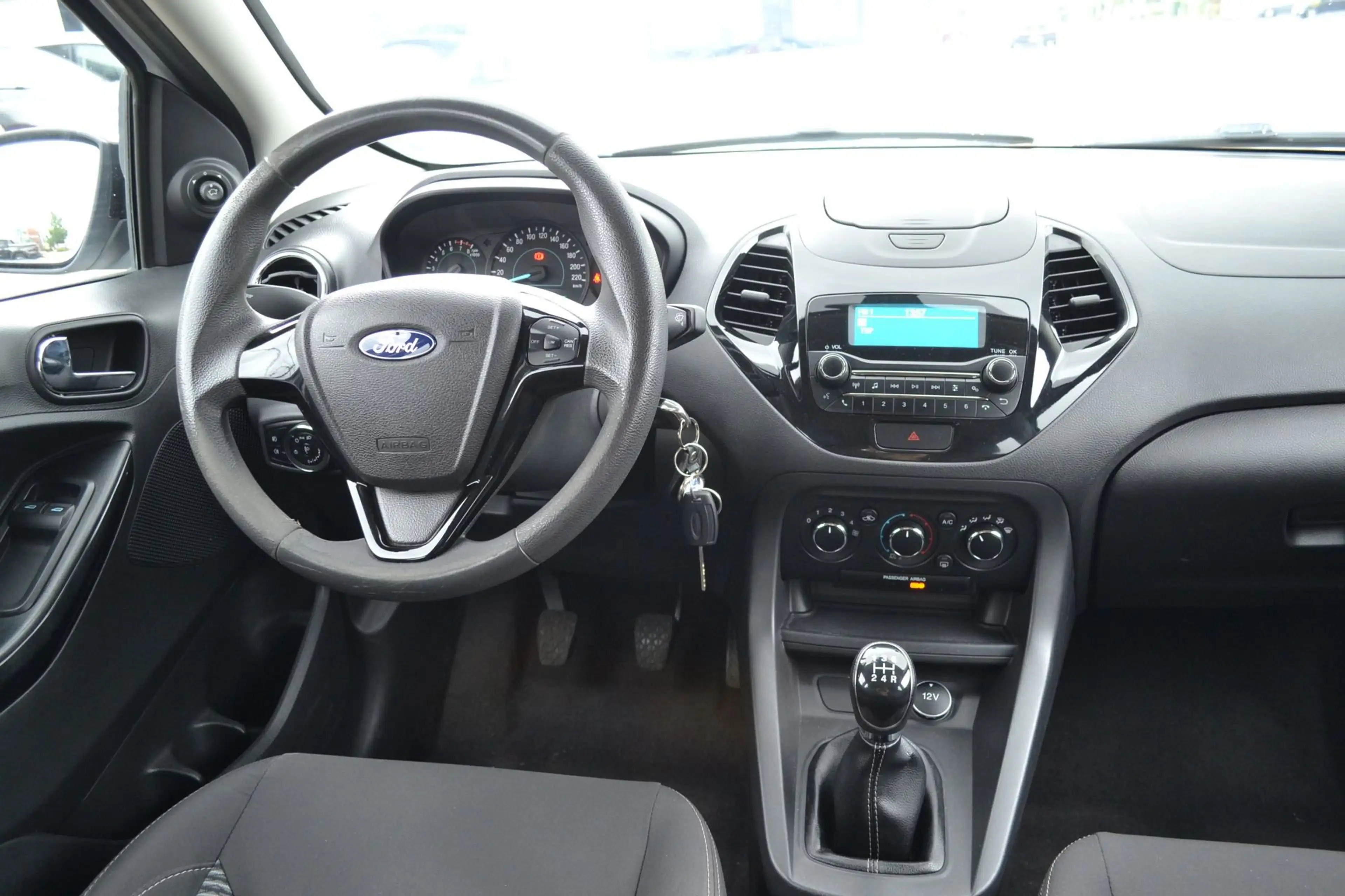 Ford Ka/Ka+ Trend 1.2i — photo 9