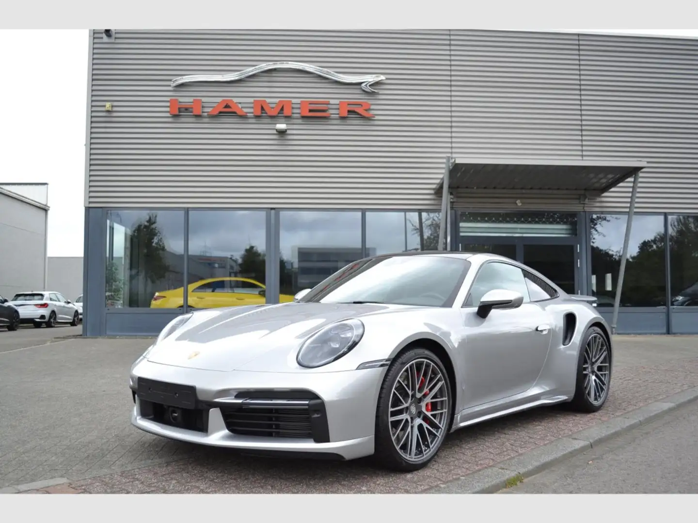 Porsche 992 Turbo Coupé Silber - 1