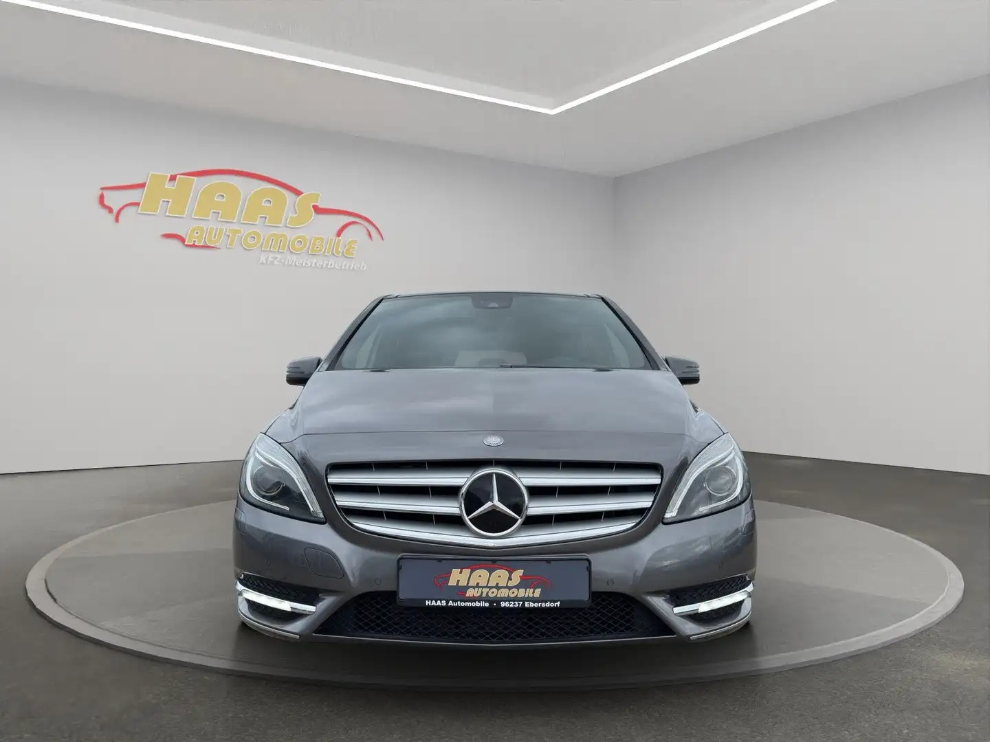 Mercedes-Benz B 220 B -Klasse CDI / d*Navi*Tempomat*Xenon* Grijs - 2