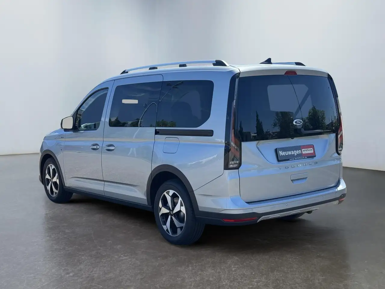 Ford Grand Tourneo 2026