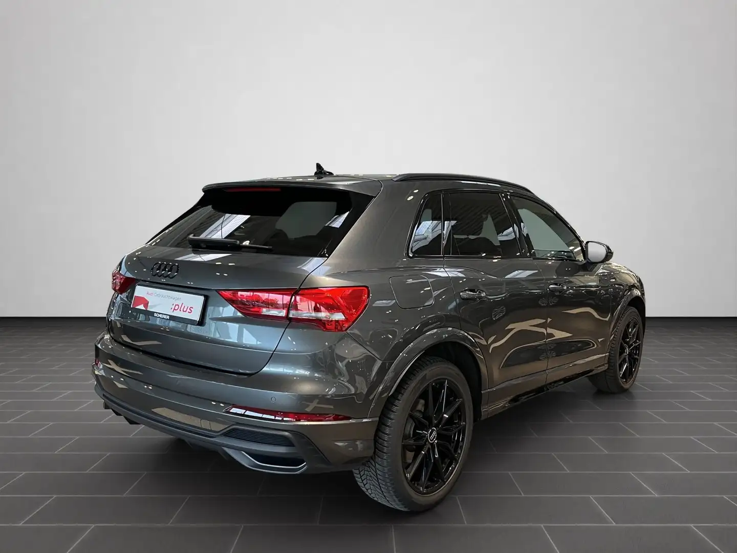 Audi Q3 SUV S line 35 TDI 110(150) kW(PS) S tronic Grau - 2