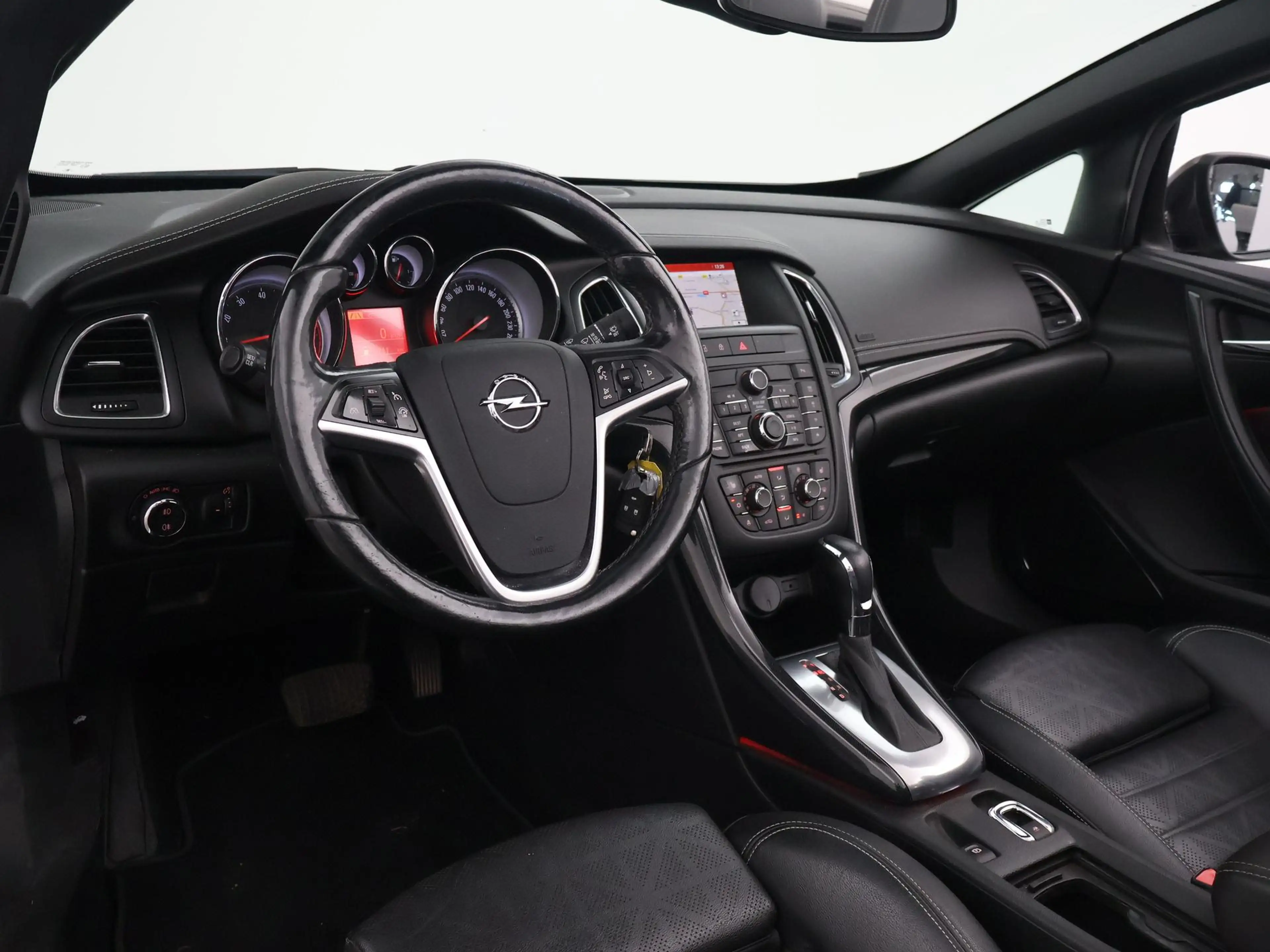 Opel Cascada 1.6 TURBO 170 PK COSMO AUT. + TREKHAAK | LEDER | S — photo 23