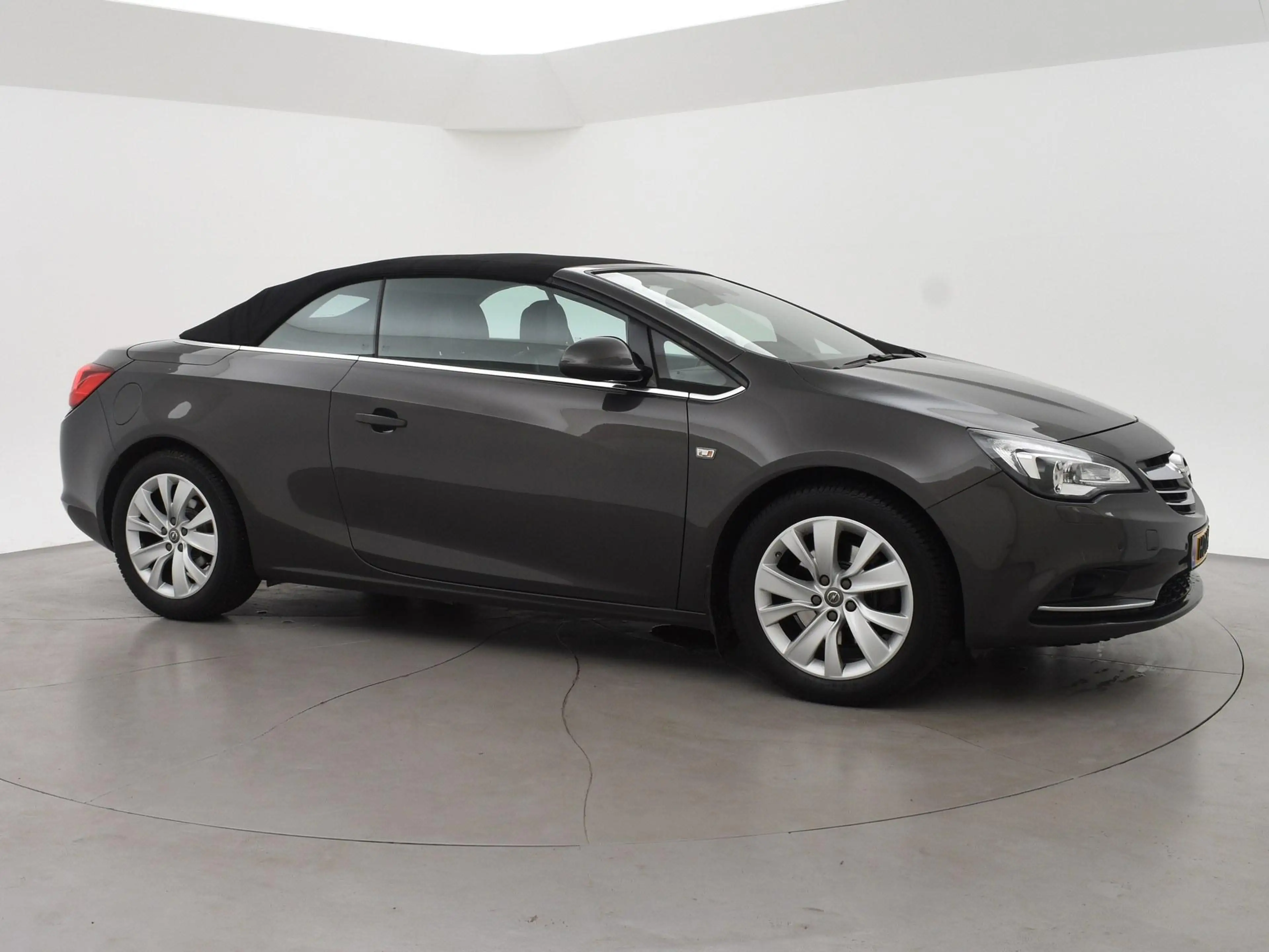 Opel Cascada 1.6 TURBO 170 PK COSMO AUT. + TREKHAAK | LEDER | S — photo 35
