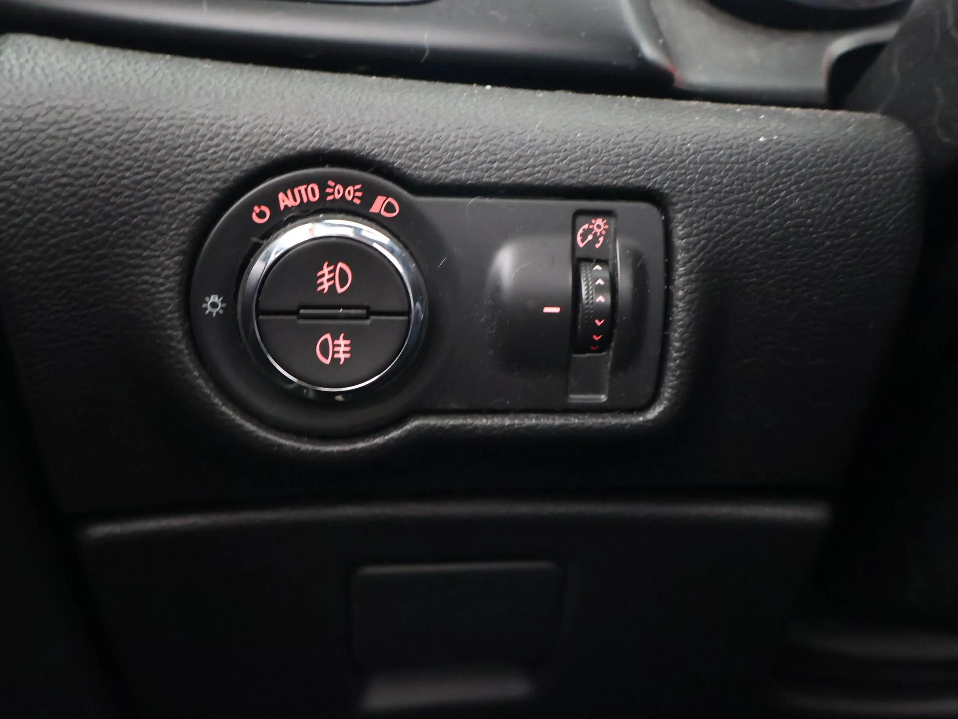 Opel Cascada 1.6 TURBO 170 PK COSMO AUT. + TREKHAAK | LEDER | S — photo 45