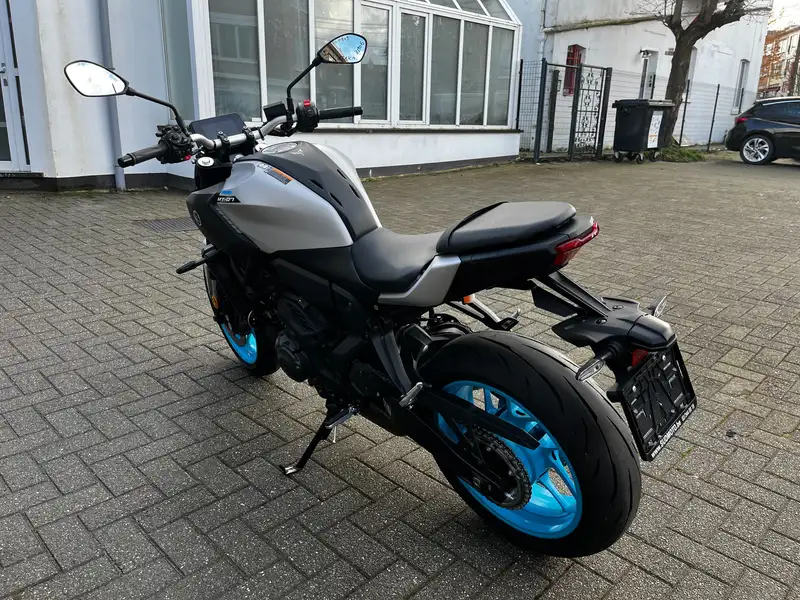 Yamaha MT-07 - foto 4