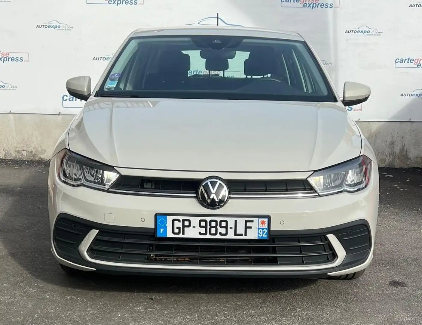 Volkswagen Polo 1.0 TSI 95CH LIFE PLUS Gris - 2
