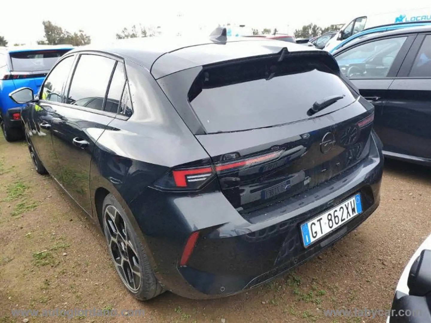 Opel Astra 1.2 Turbo 130 CV AT8 Ultimate Negro - 2