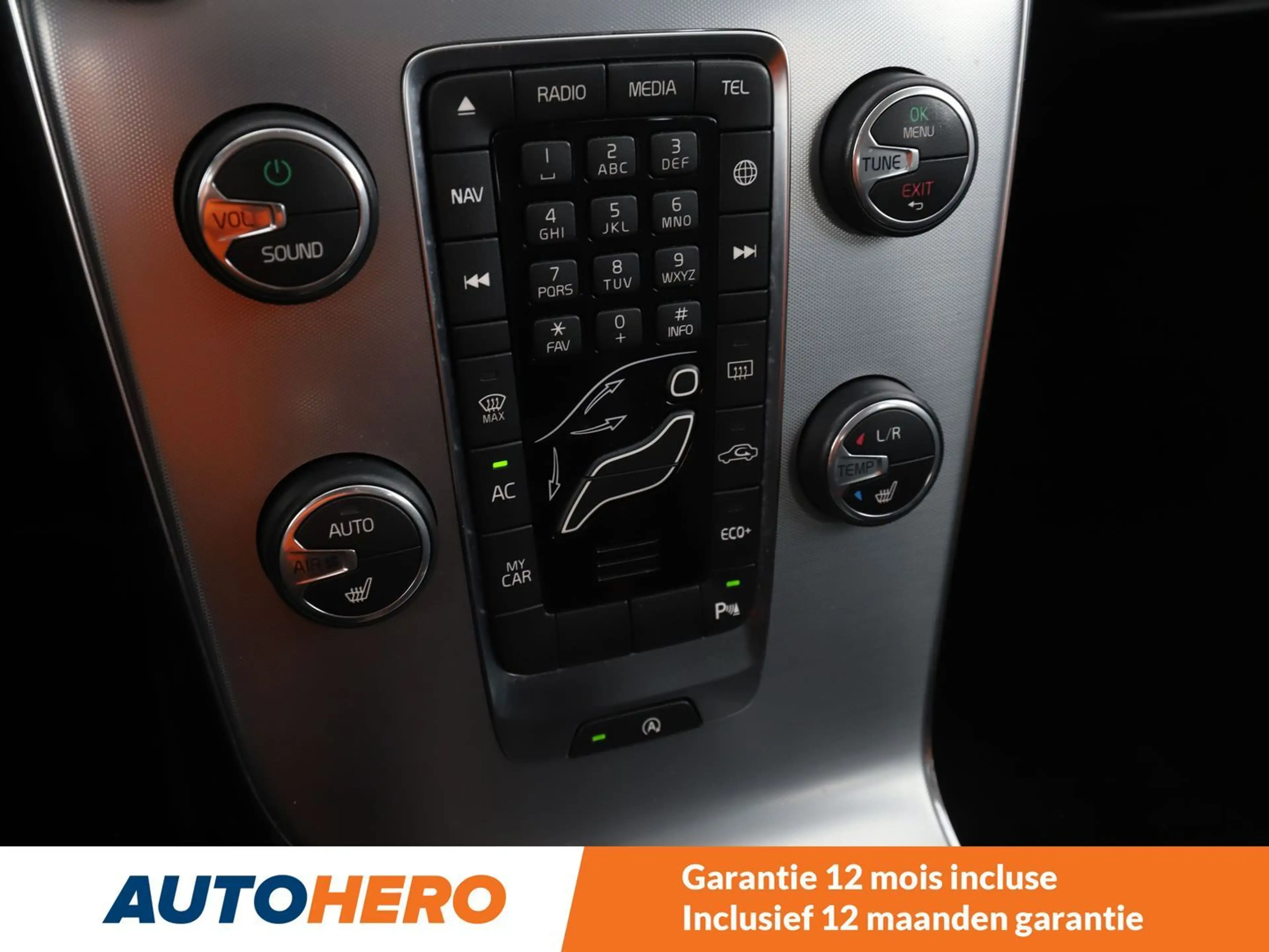 Volvo V40 Cross Country 1.5 Pro — photo 13