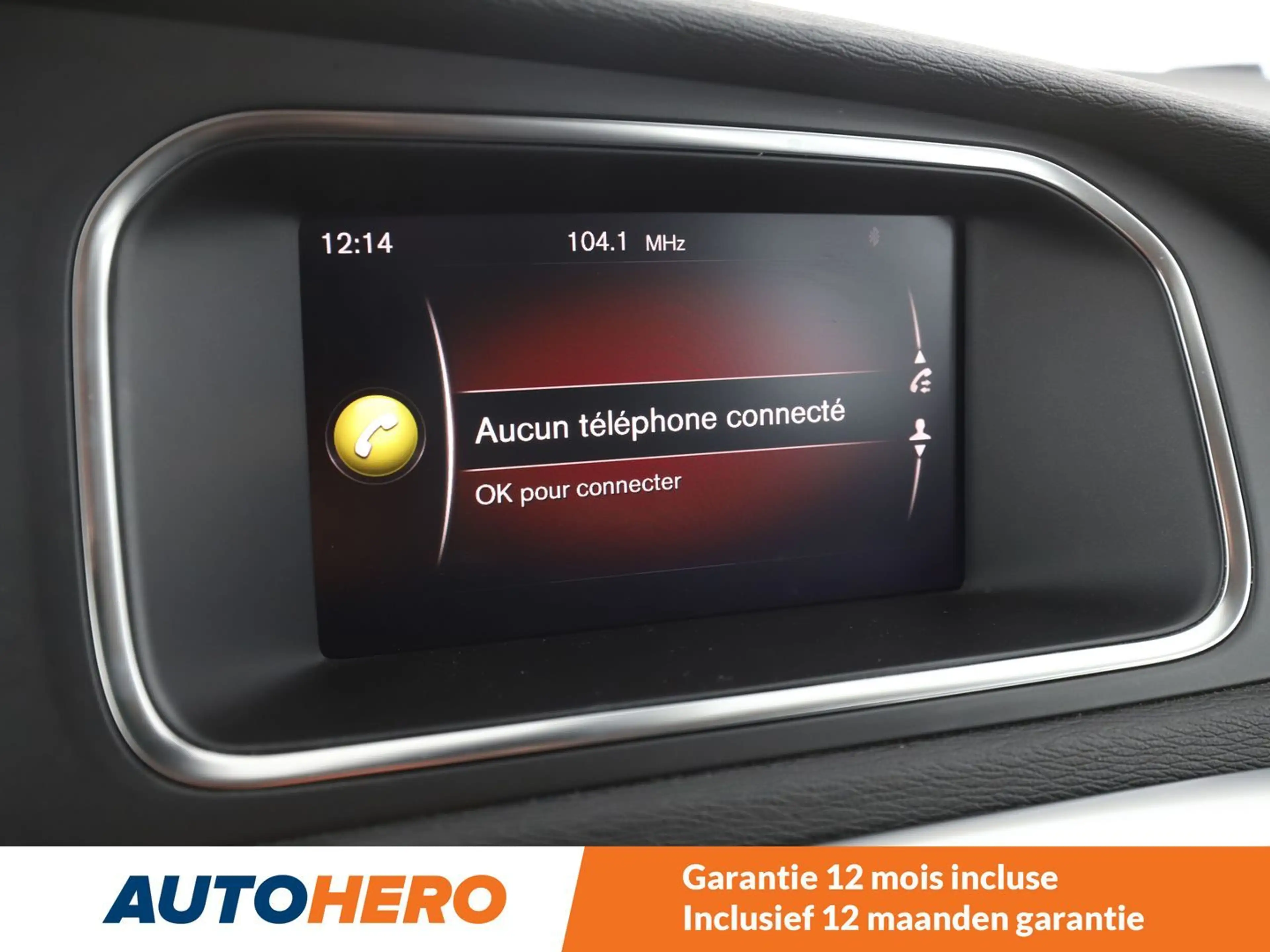 Volvo V40 Cross Country 1.5 Pro — photo 7
