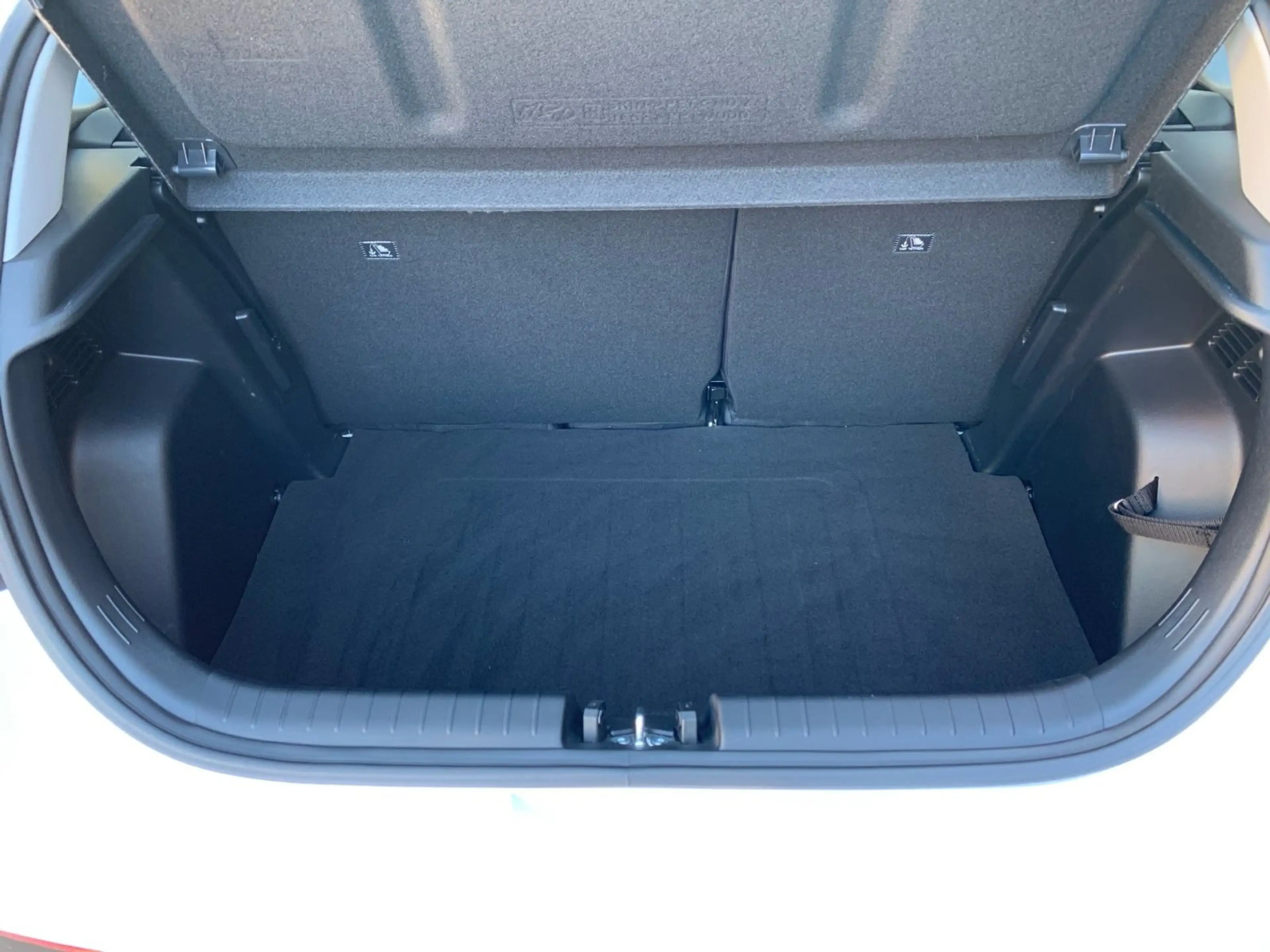 Hyundai i20 1.2 Select Navi Kamera Allwetter — photo 12