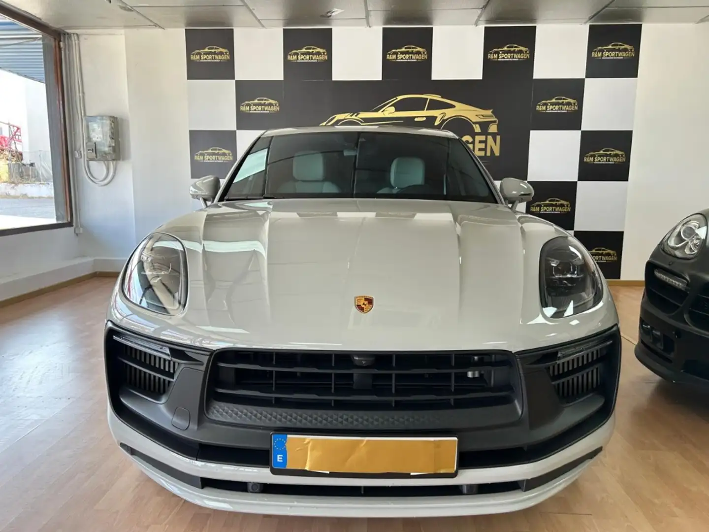 Porsche Macan GTS Aut. Gris - 1