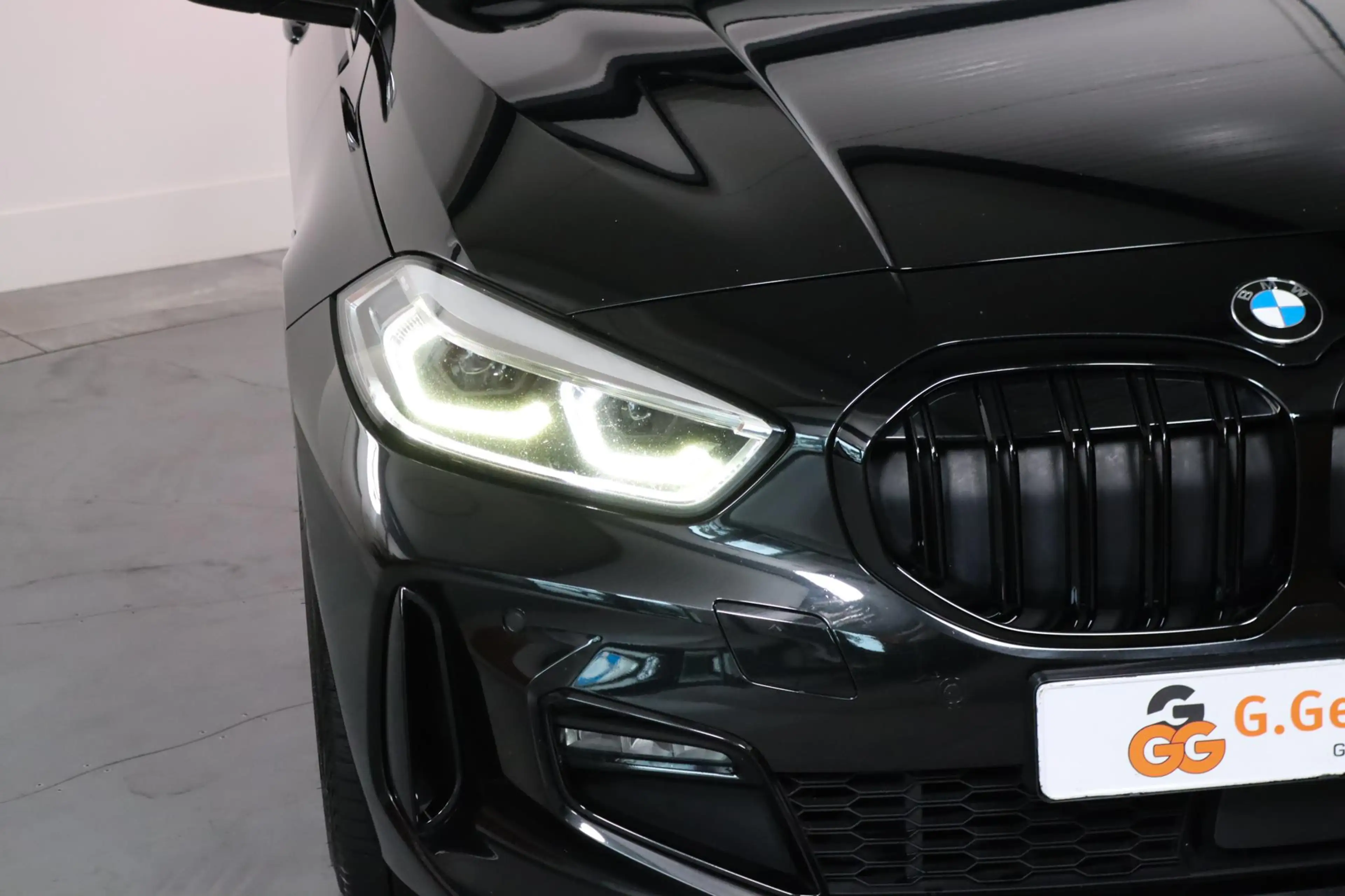 BMW 118 1-serie 118d High Executive M-sport HUD, LED, Crui — photo 8