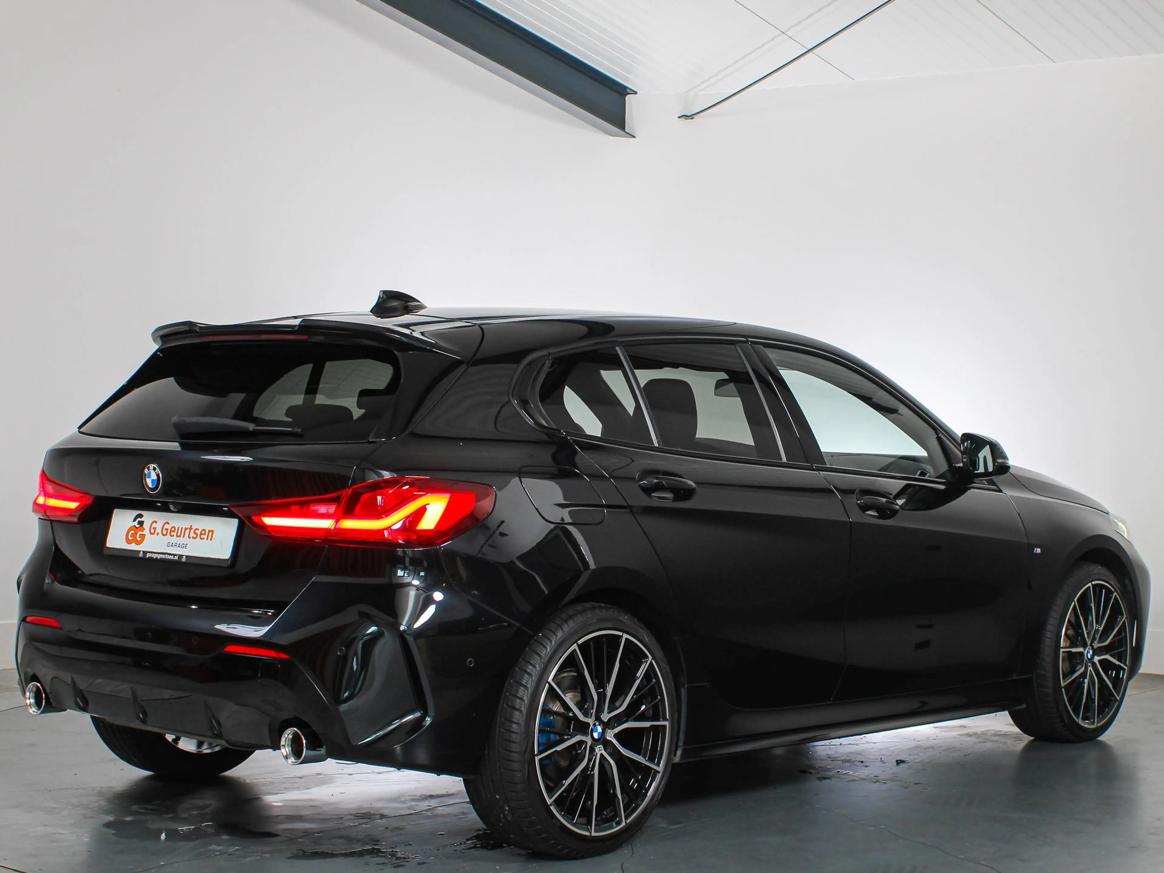 BMW 118 1-serie 118d High Executive M-sport HUD, LED, Crui — photo 2