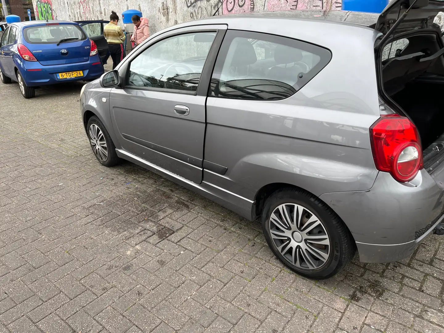 Chevrolet Aveo Aveo 1.4 16V LS Grijs - 1