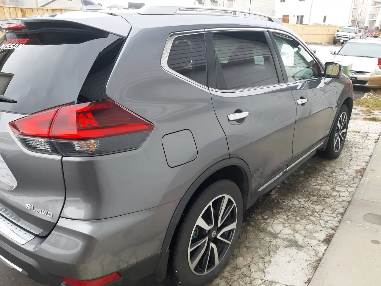 Nissan Rogue снимка Nissan Rogue