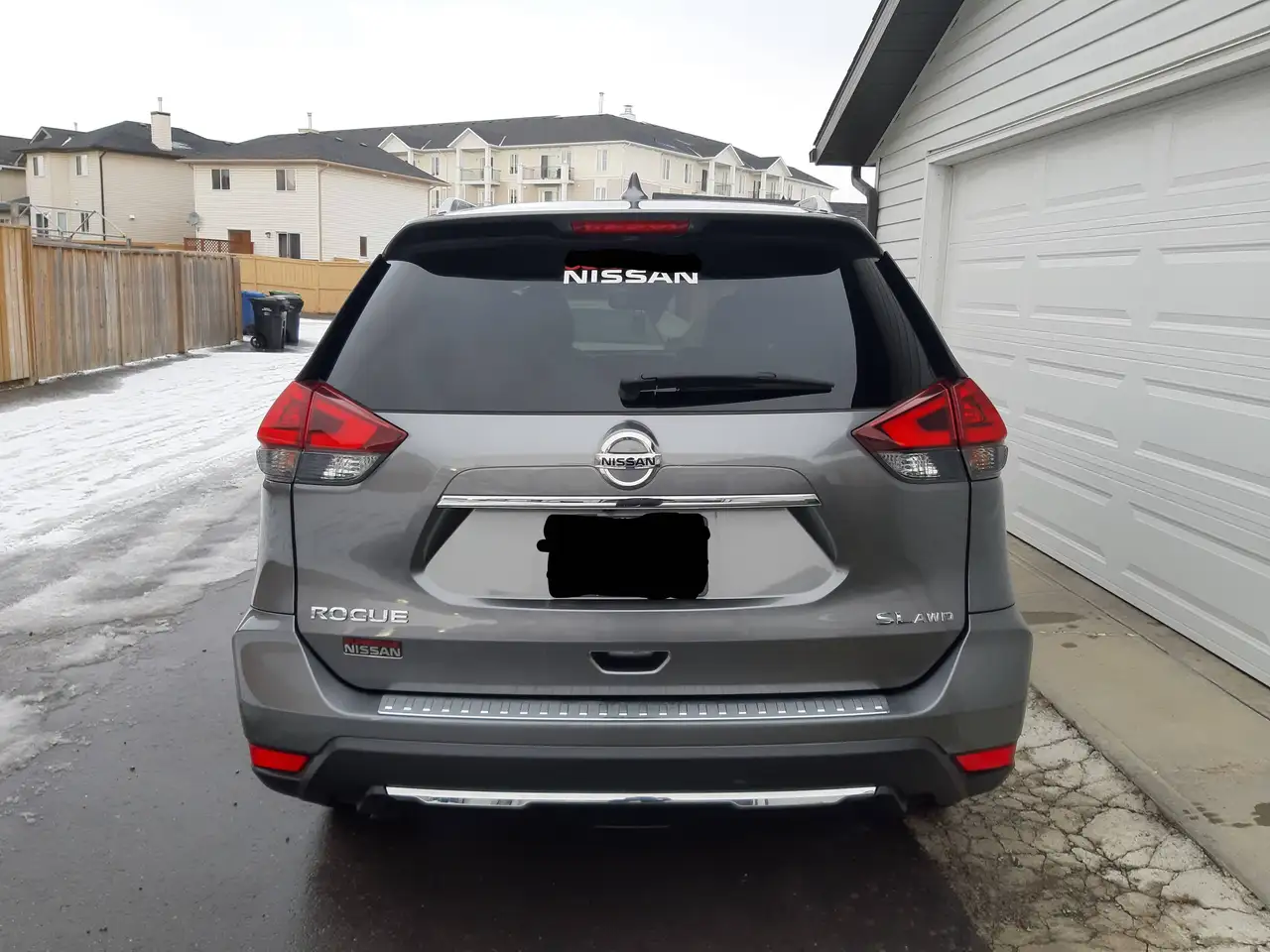 Nissan Rogue снимка Nissan Rogue
