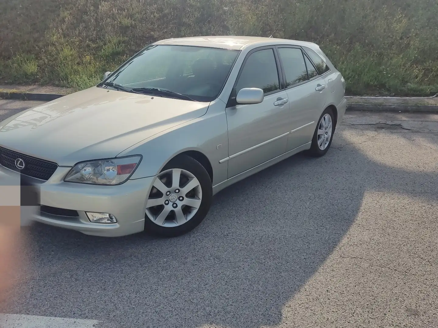 Lexus IS 200 2.0 Plus wagon siva - 1