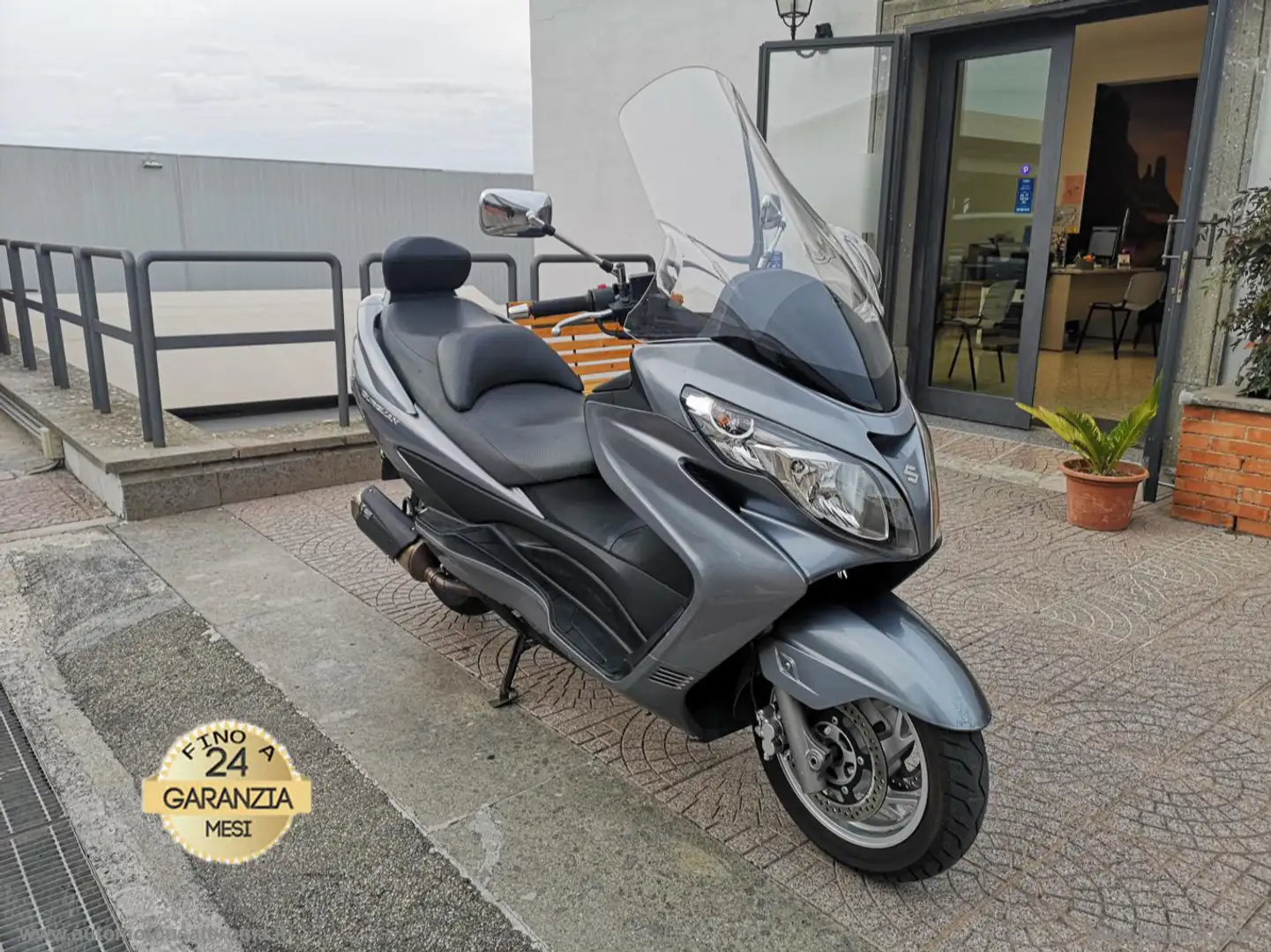 Suzuki Burgman 400 AN Burgman 400 RATE AUTO MOTO SCOOTER Gris - 2