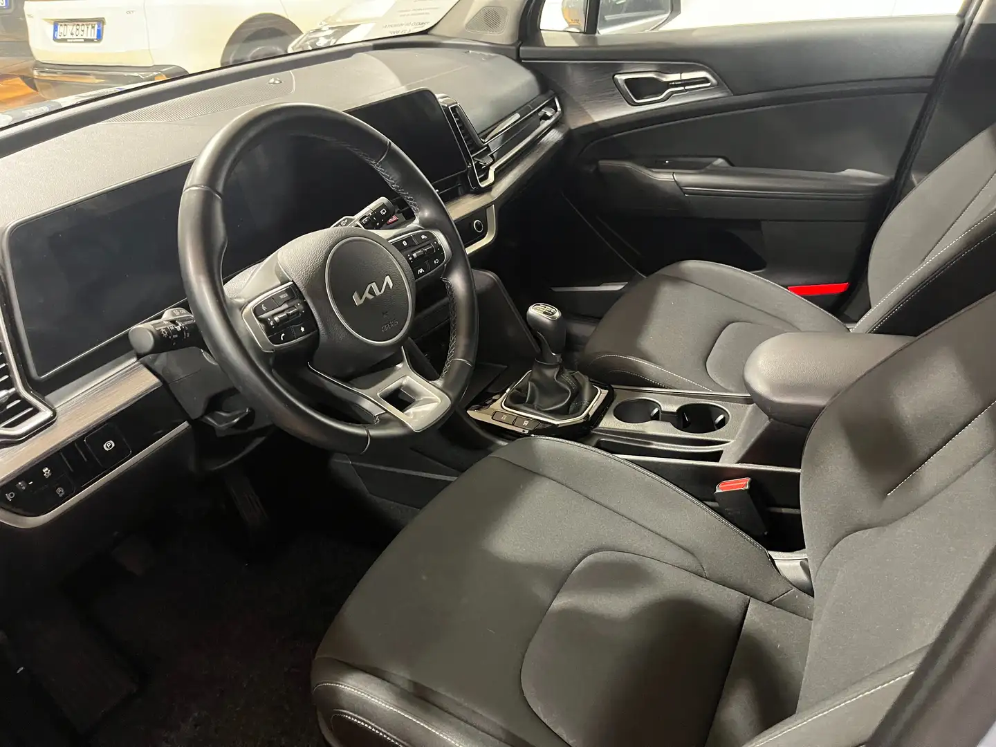 Kia Sportage Sportage V 2022 1.6 crdi mhev Business imt Argento - 2