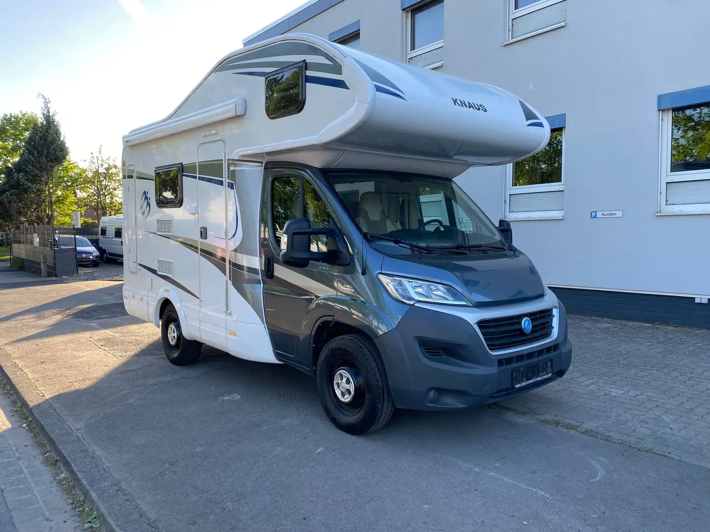 Knaus Sky Traveller 500D 1.HAND* Heckbox* Grigio - 2