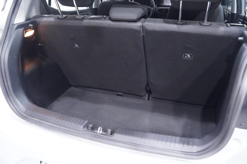 Hyundai i10 1.0 Trend Apple Carplay Navi Airco PDC Achter Stuu — photo 16