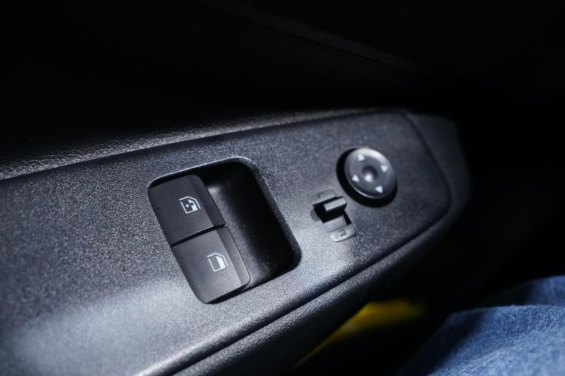 Hyundai i10 1.0 Trend Apple Carplay Navi Airco PDC Achter Stuu — photo 24